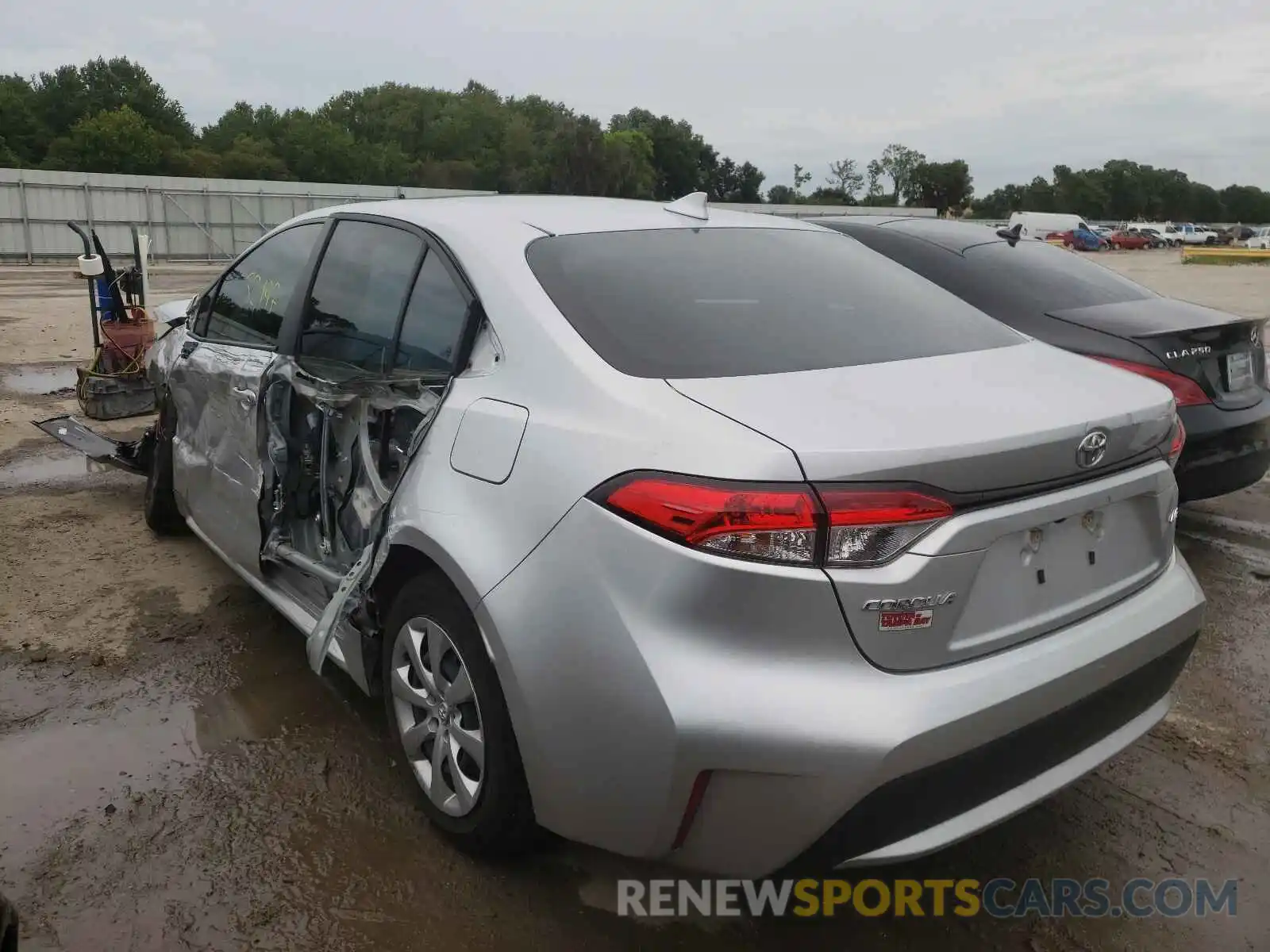 3 Photograph of a damaged car JTDEPRAE0LJ030663 TOYOTA COROLLA 2020