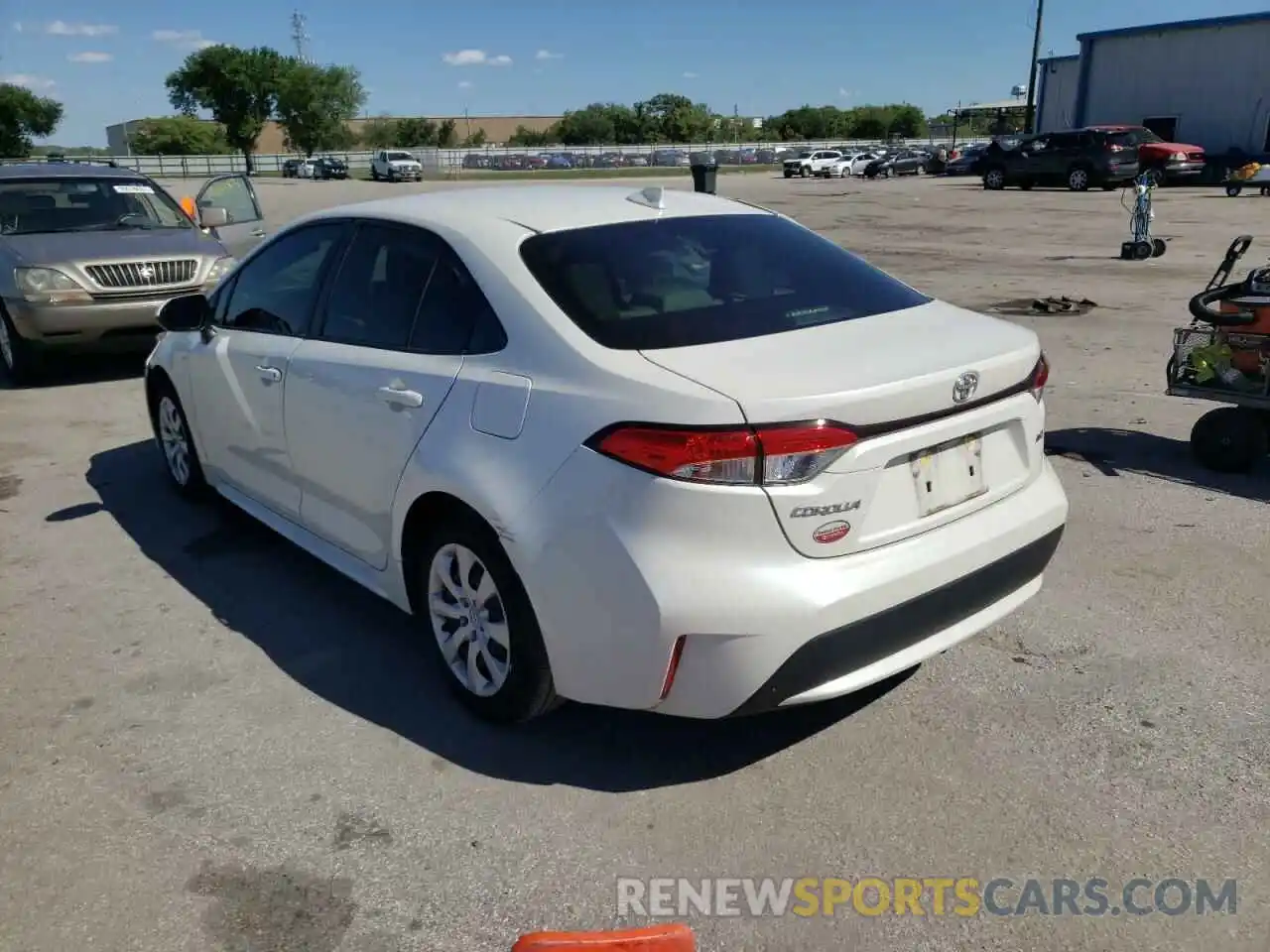 3 Photograph of a damaged car JTDEPRAE0LJ032784 TOYOTA COROLLA 2020