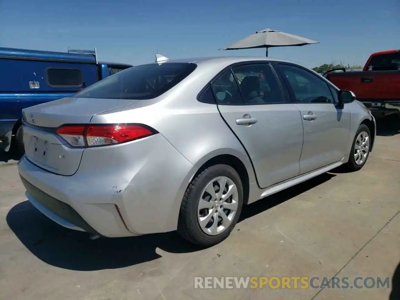 4 Photograph of a damaged car JTDEPRAE0LJ034941 TOYOTA COROLLA 2020