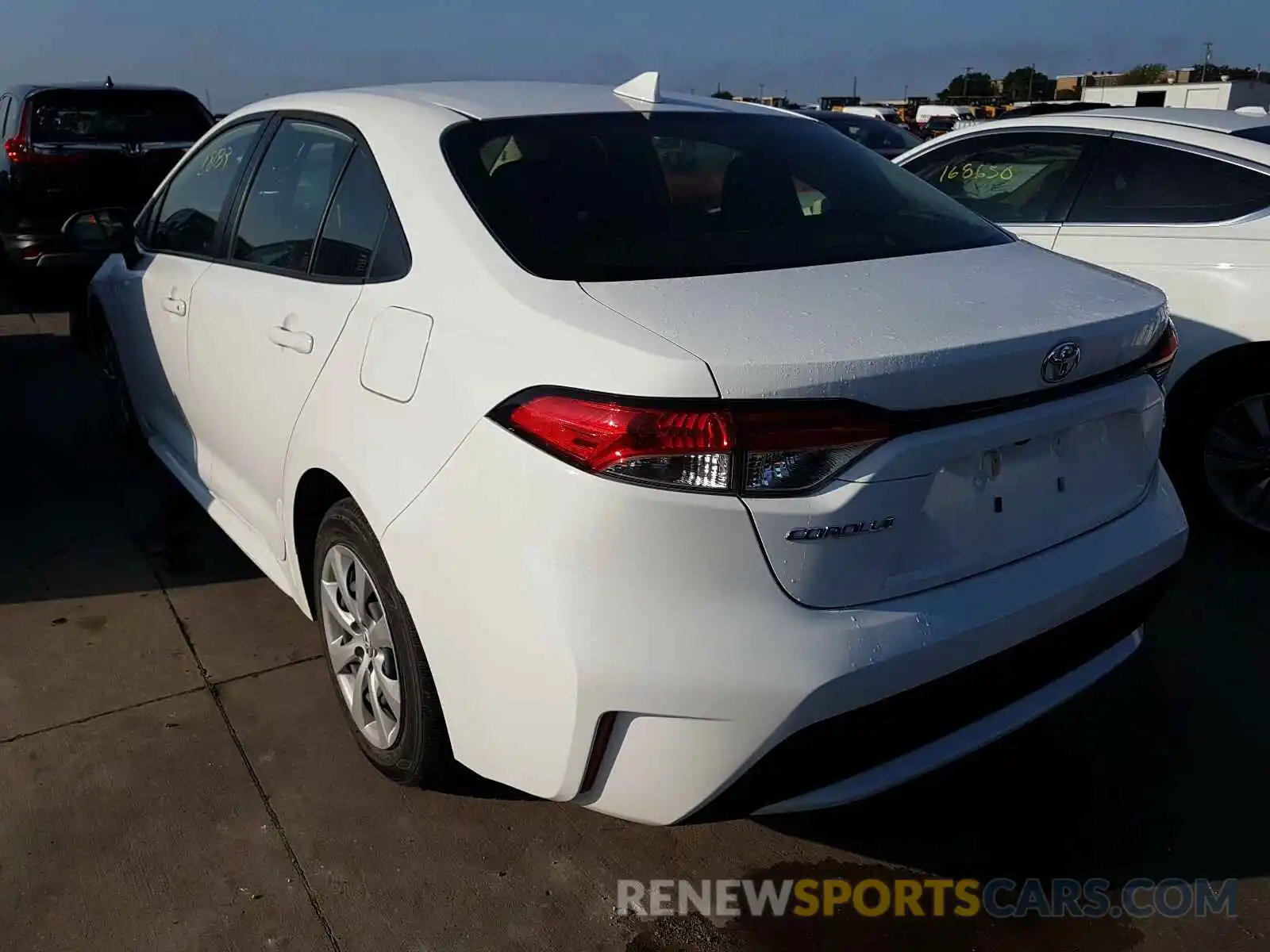 3 Photograph of a damaged car JTDEPRAE0LJ035247 TOYOTA COROLLA 2020