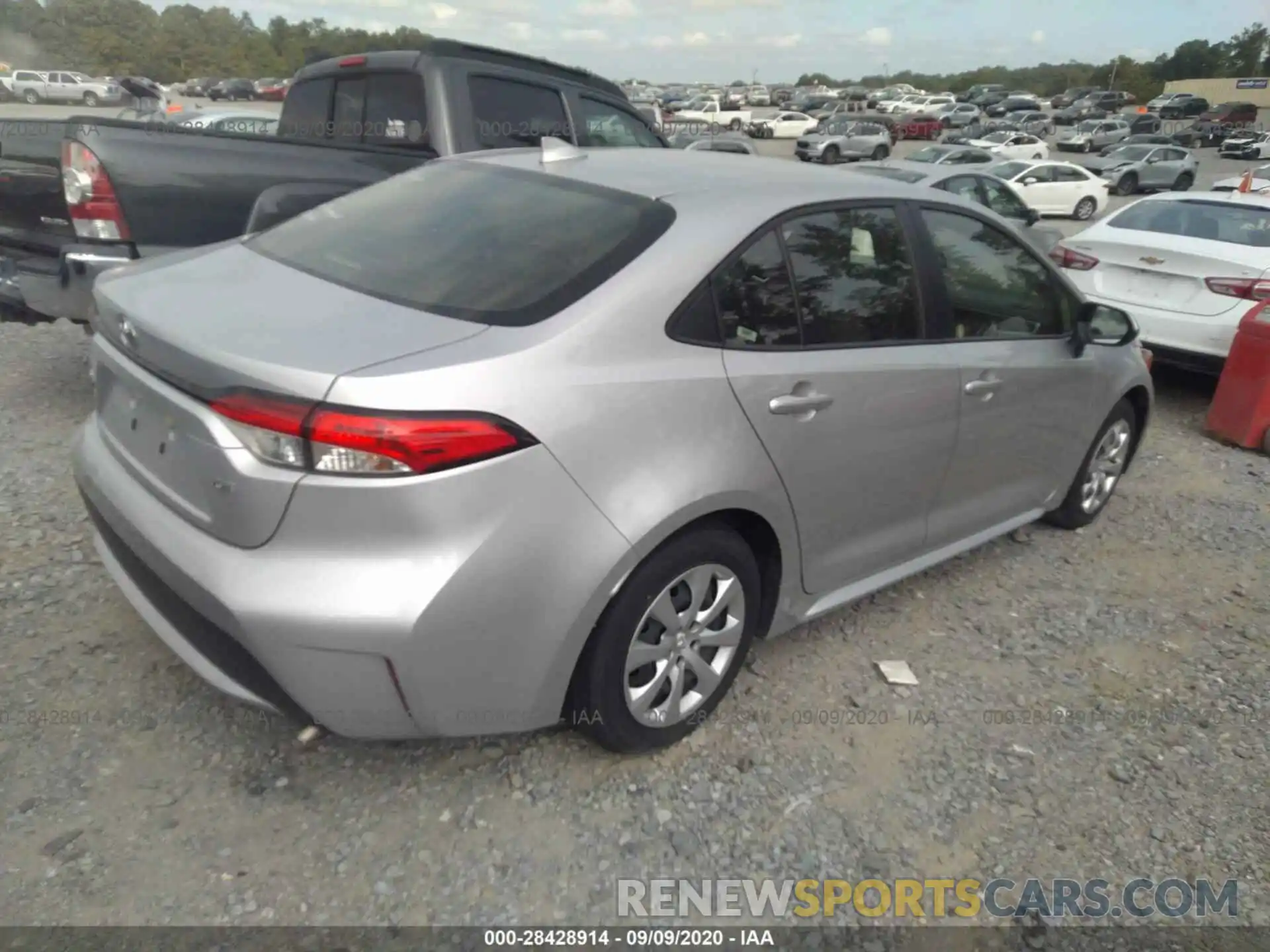 4 Photograph of a damaged car JTDEPRAE0LJ036009 TOYOTA COROLLA 2020