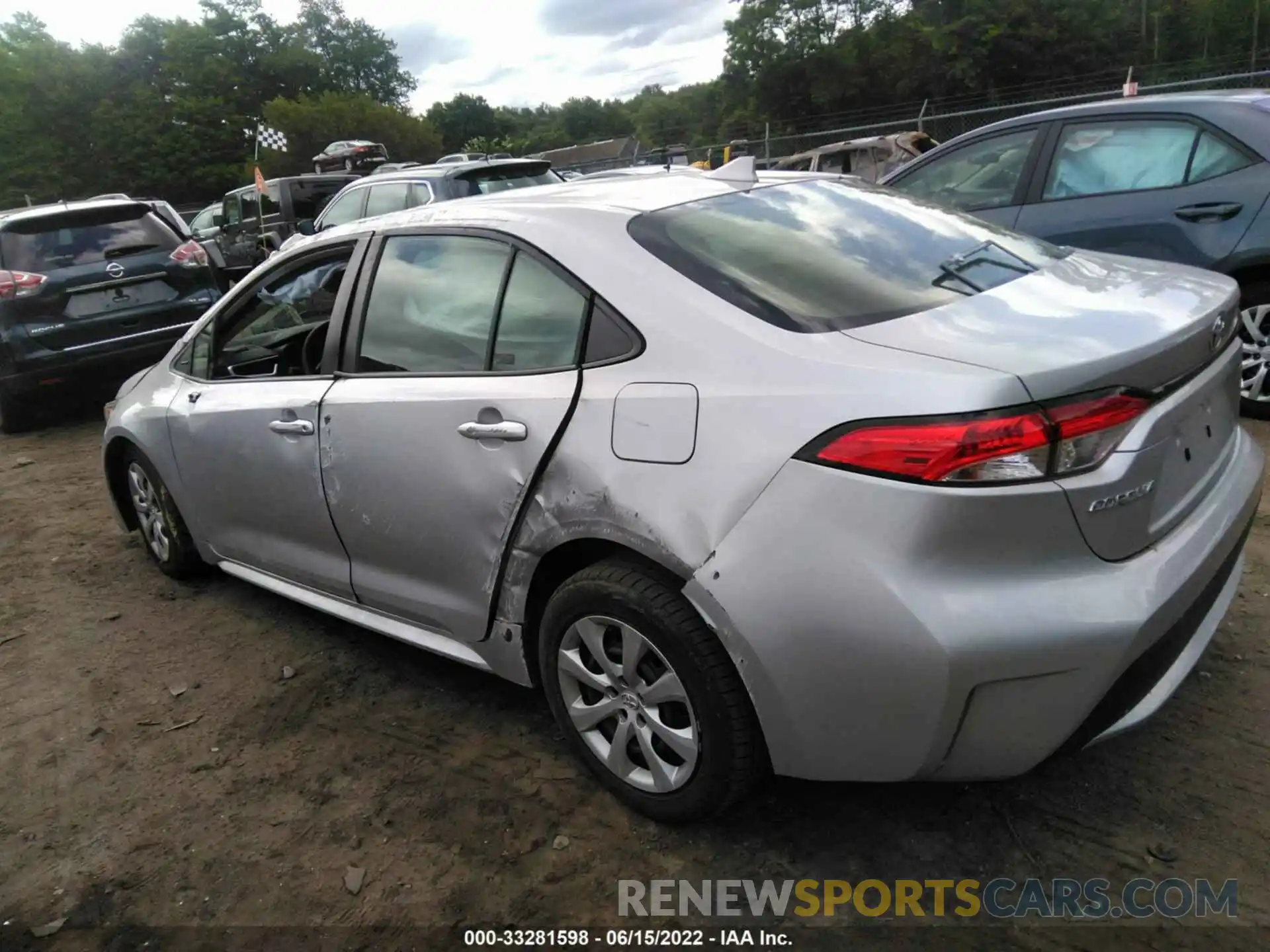 3 Photograph of a damaged car JTDEPRAE0LJ036172 TOYOTA COROLLA 2020