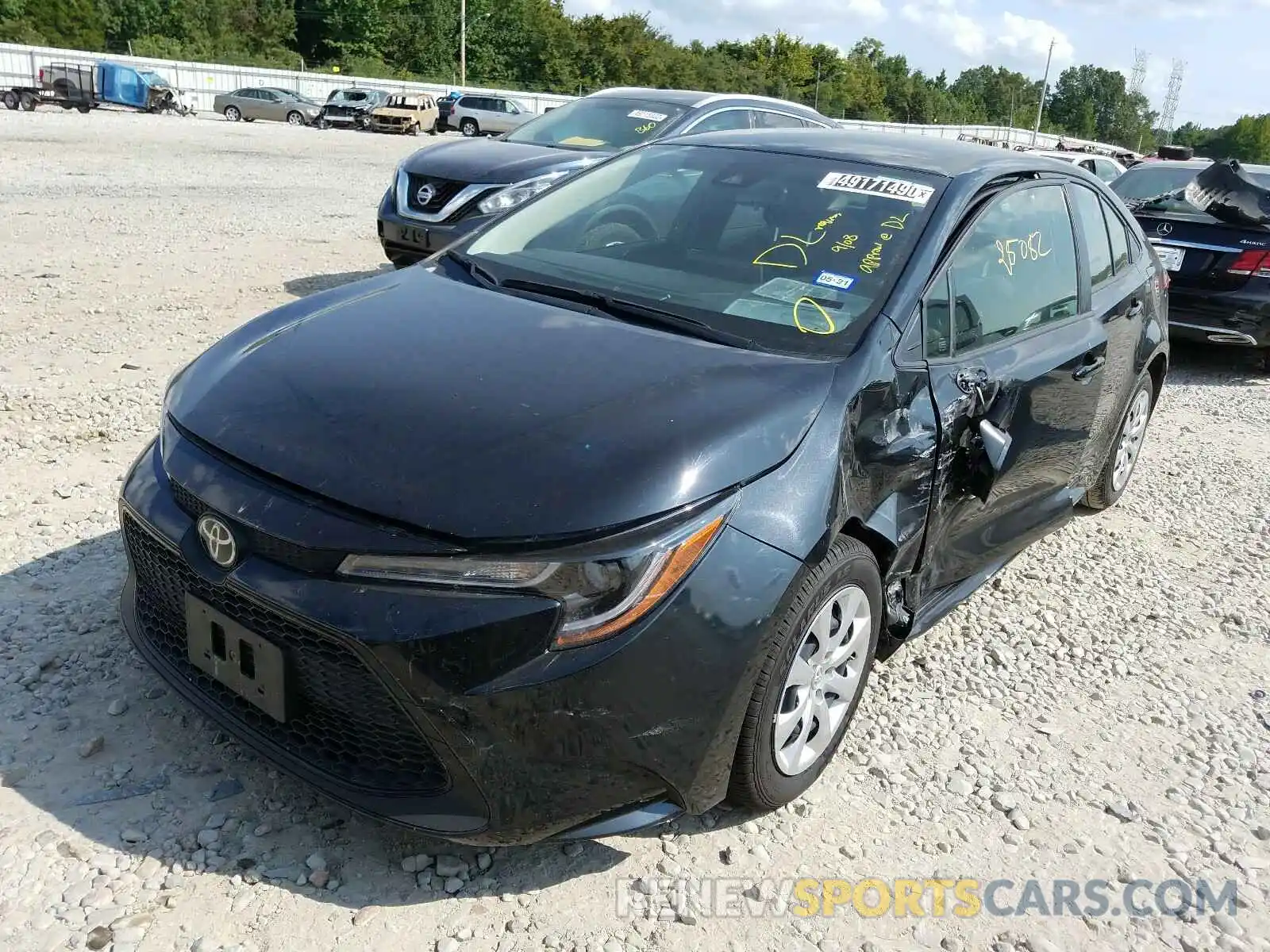 2 Photograph of a damaged car JTDEPRAE0LJ036205 TOYOTA COROLLA 2020