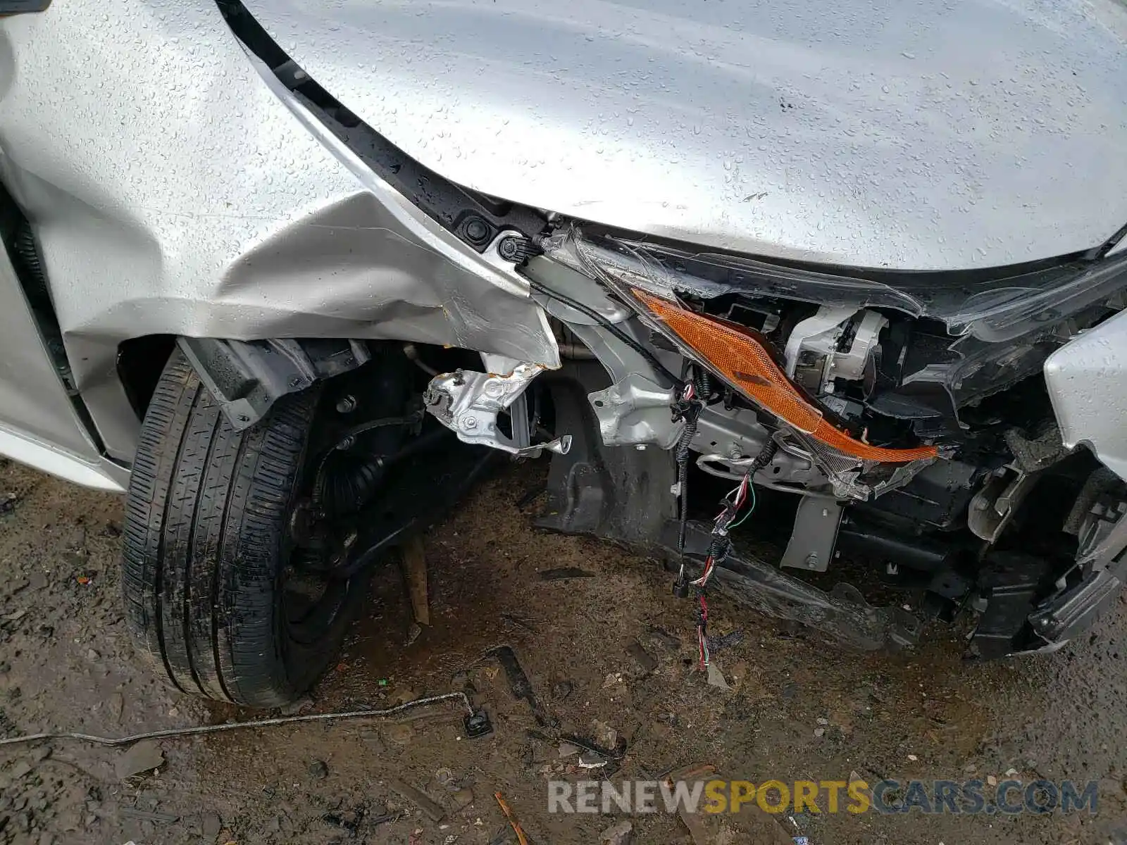 9 Photograph of a damaged car JTDEPRAE0LJ036222 TOYOTA COROLLA 2020