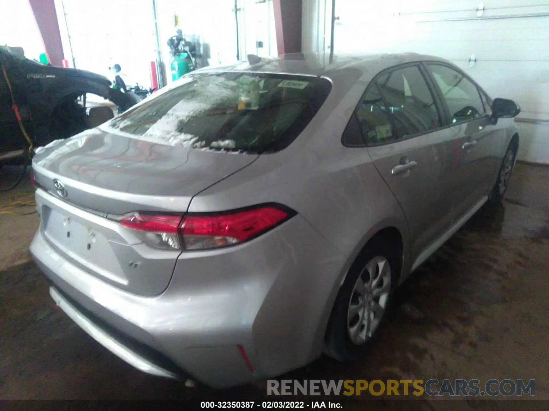 4 Photograph of a damaged car JTDEPRAE0LJ037354 TOYOTA COROLLA 2020