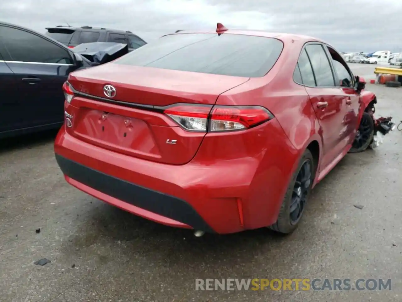 4 Photograph of a damaged car JTDEPRAE0LJ037998 TOYOTA COROLLA 2020