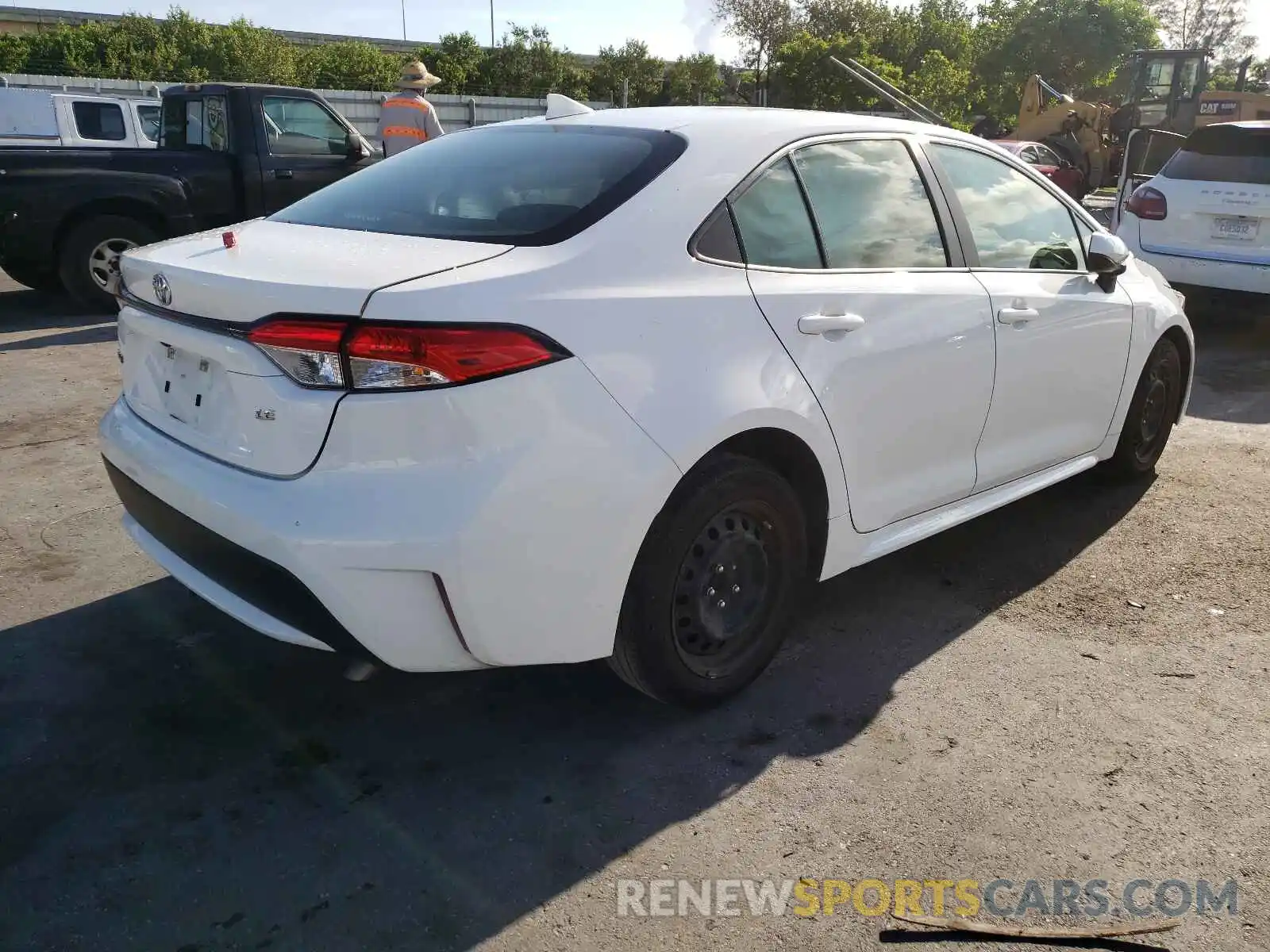 4 Photograph of a damaged car JTDEPRAE0LJ039010 TOYOTA COROLLA 2020