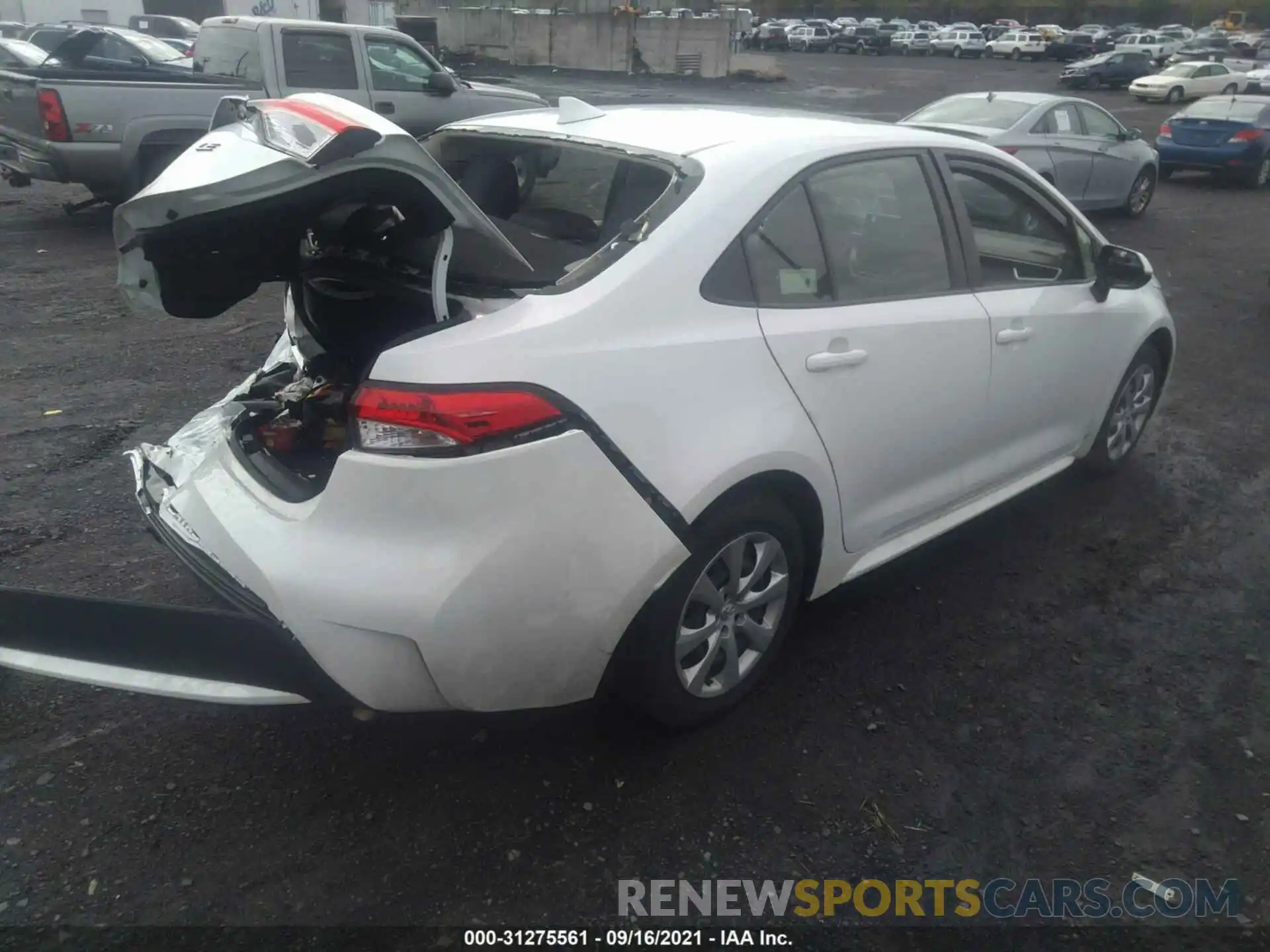 4 Photograph of a damaged car JTDEPRAE0LJ040528 TOYOTA COROLLA 2020