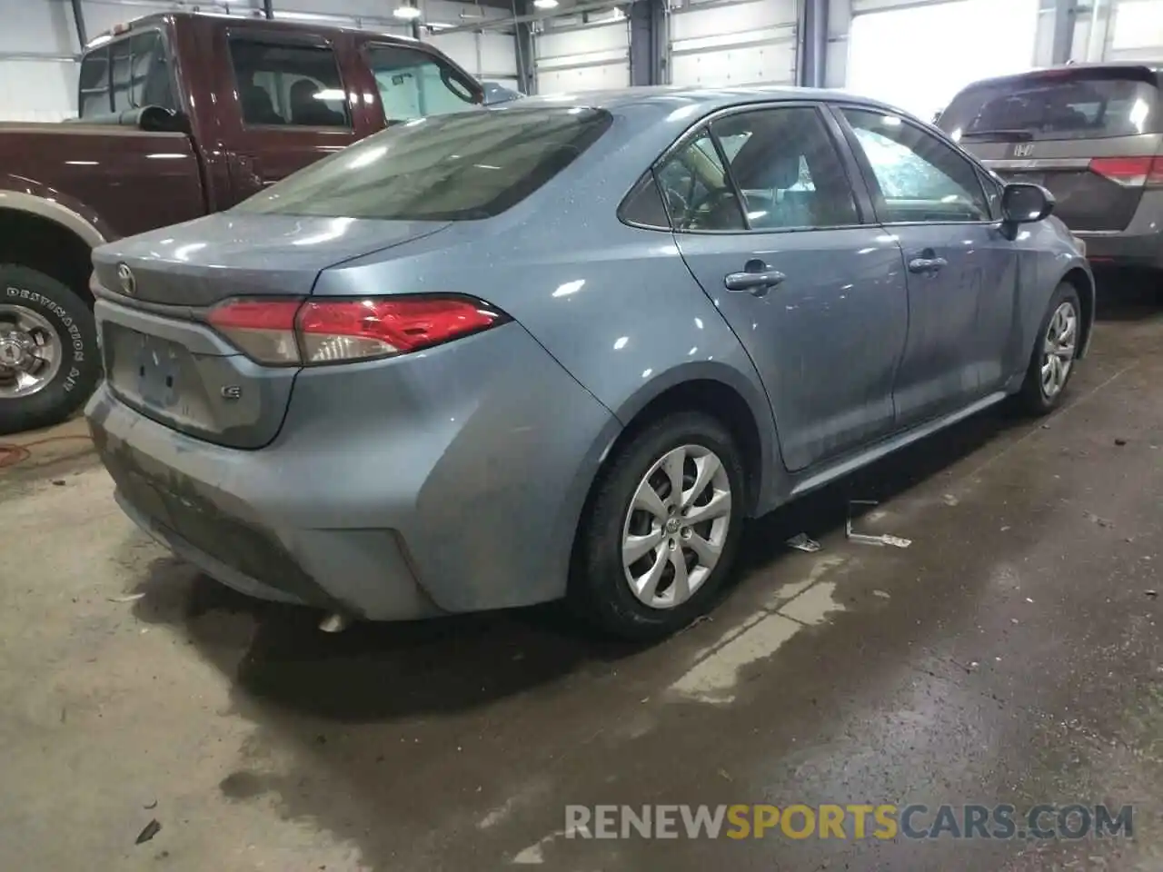 4 Photograph of a damaged car JTDEPRAE0LJ040545 TOYOTA COROLLA 2020