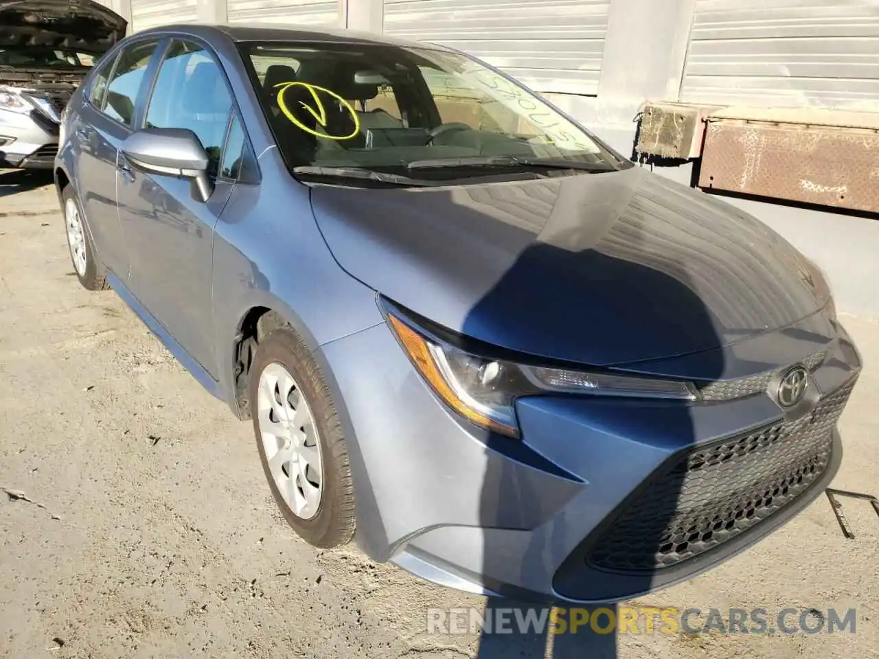 1 Photograph of a damaged car JTDEPRAE0LJ040688 TOYOTA COROLLA 2020