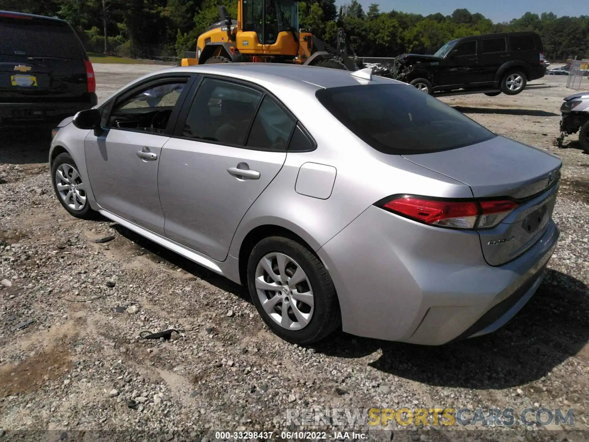 3 Photograph of a damaged car JTDEPRAE0LJ040724 TOYOTA COROLLA 2020