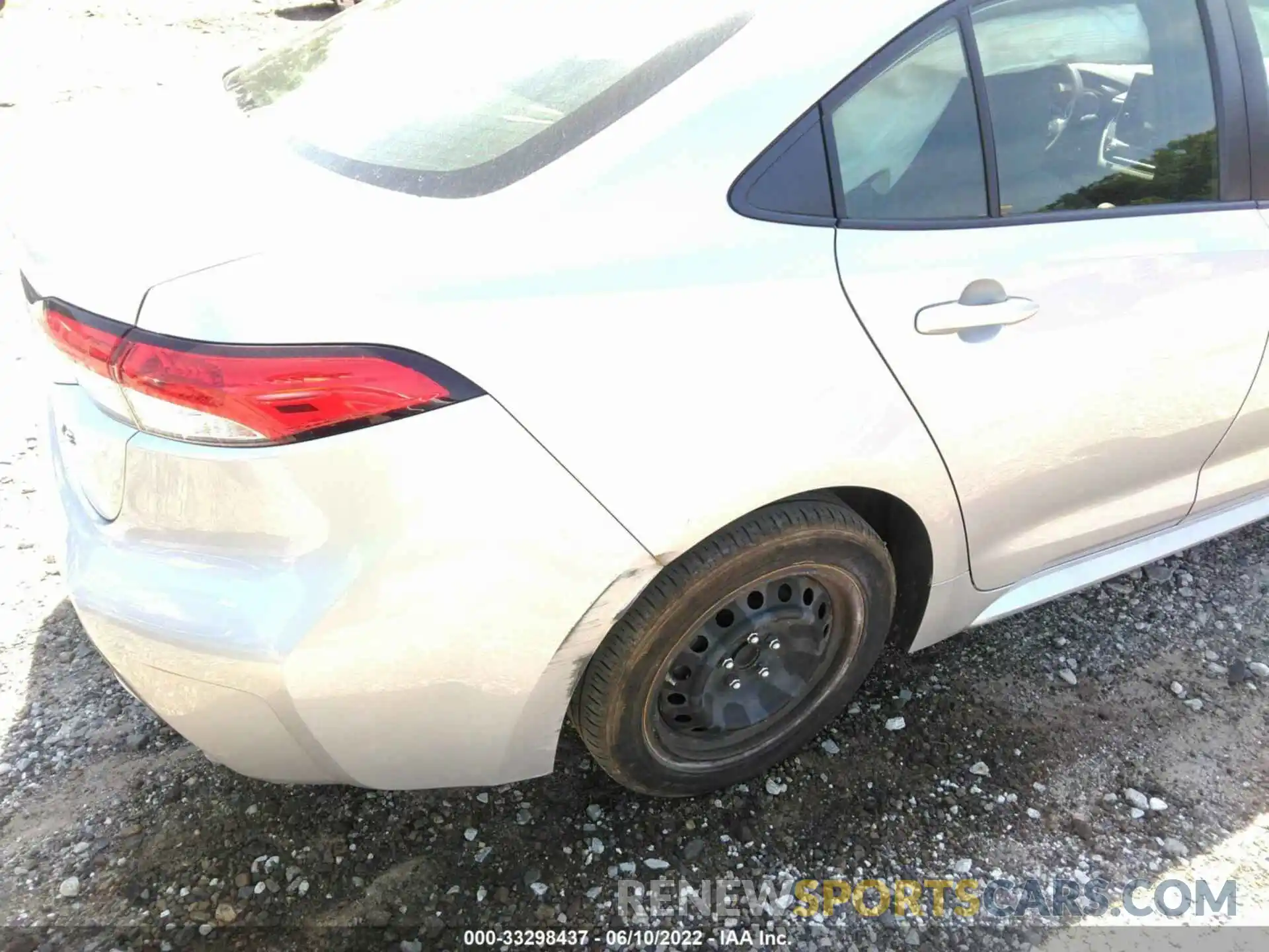 6 Photograph of a damaged car JTDEPRAE0LJ040724 TOYOTA COROLLA 2020