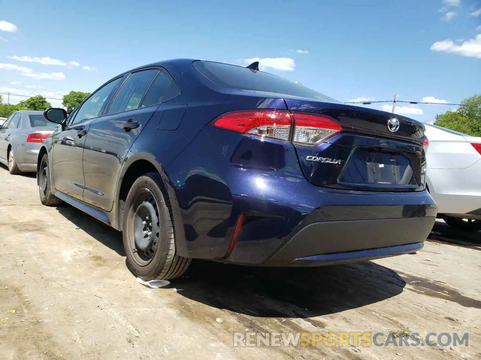 3 Photograph of a damaged car JTDEPRAE0LJ042764 TOYOTA COROLLA 2020