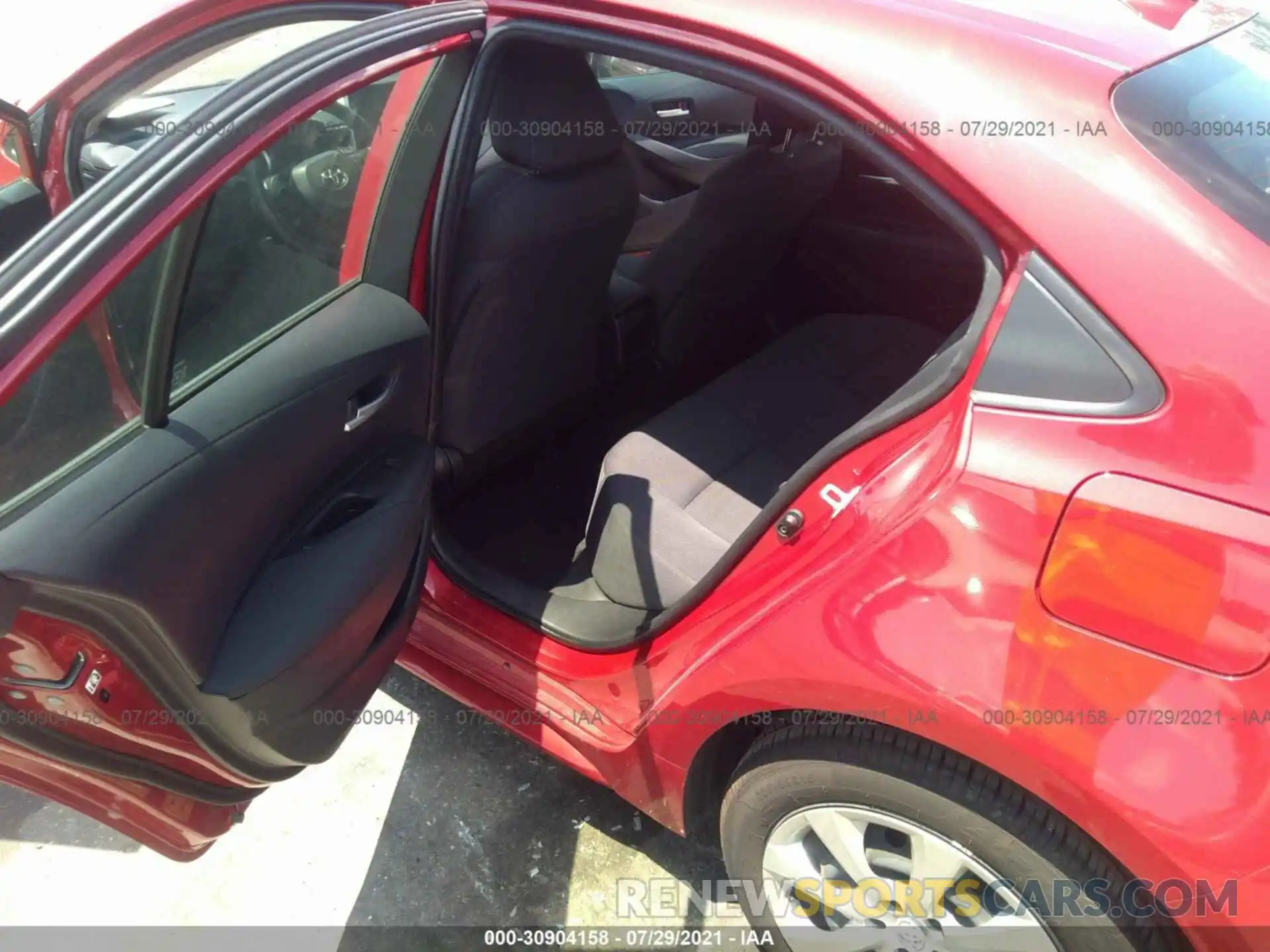 8 Photograph of a damaged car JTDEPRAE0LJ043557 TOYOTA COROLLA 2020