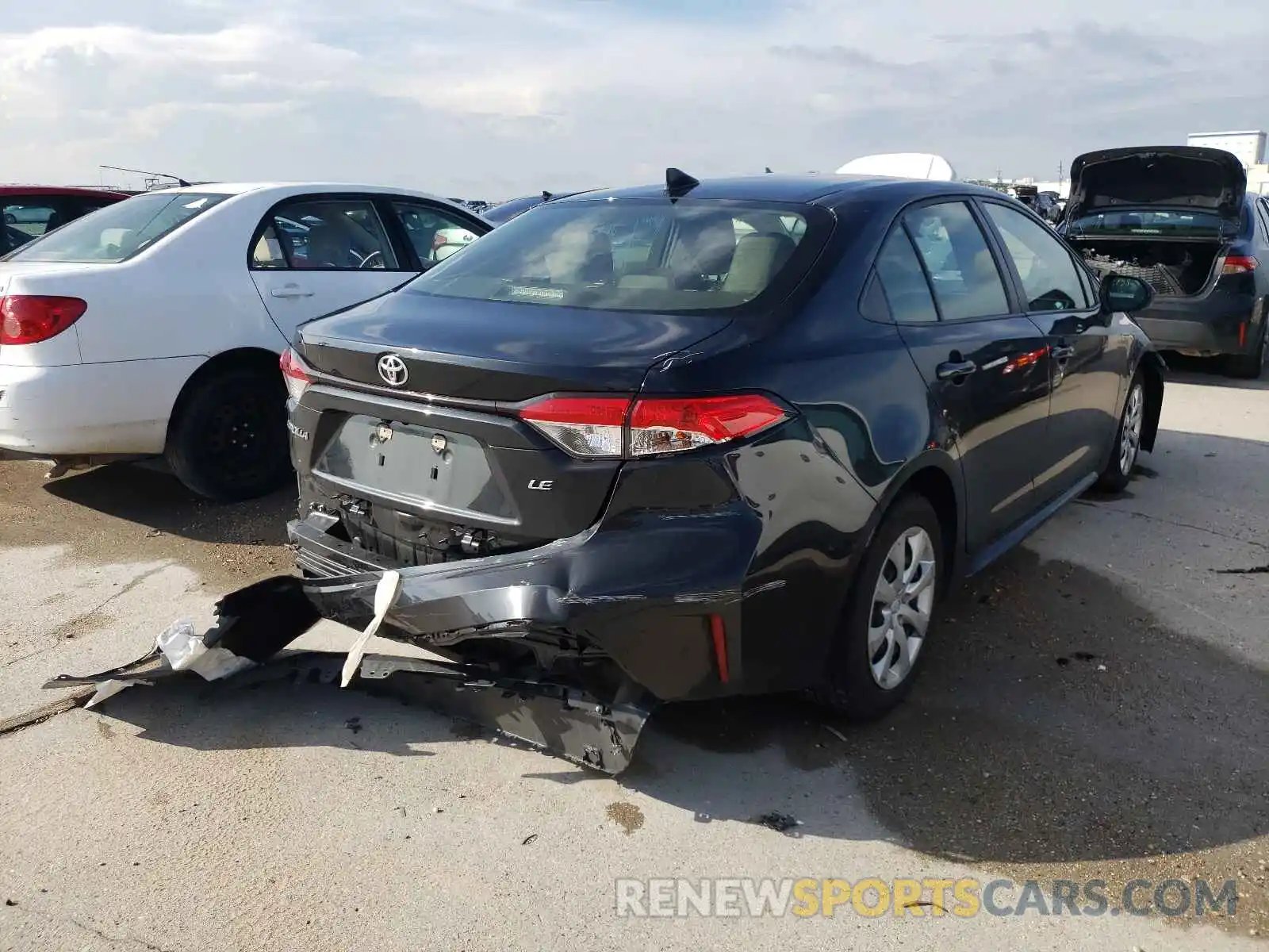 4 Photograph of a damaged car JTDEPRAE0LJ043588 TOYOTA COROLLA 2020