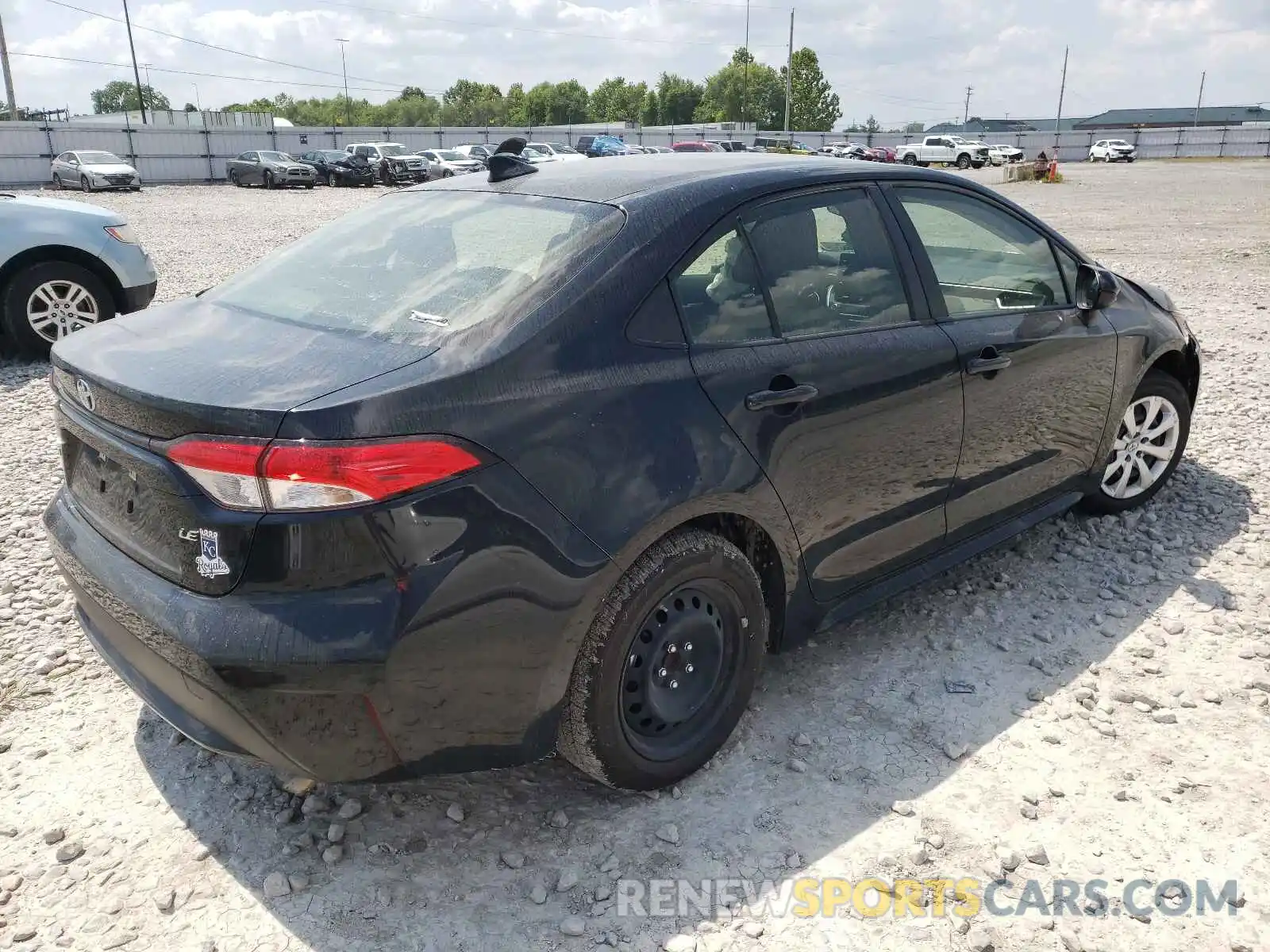 4 Photograph of a damaged car JTDEPRAE0LJ045731 TOYOTA COROLLA 2020