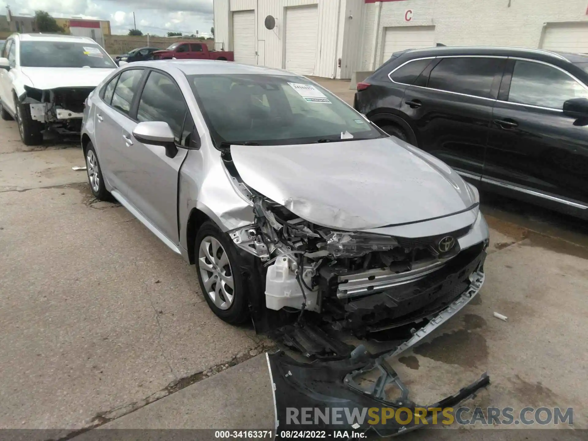 1 Photograph of a damaged car JTDEPRAE0LJ046216 TOYOTA COROLLA 2020