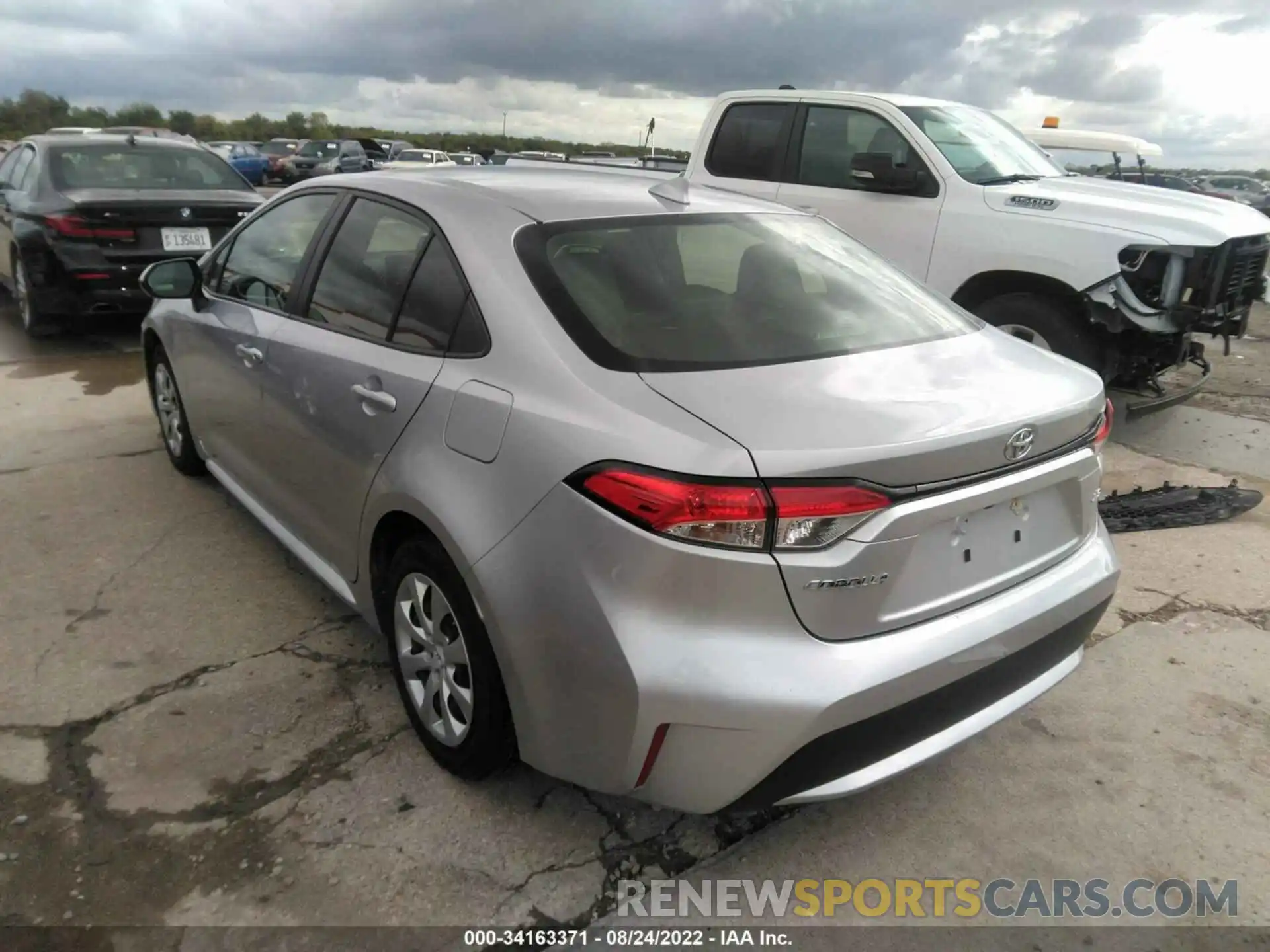 3 Photograph of a damaged car JTDEPRAE0LJ046216 TOYOTA COROLLA 2020