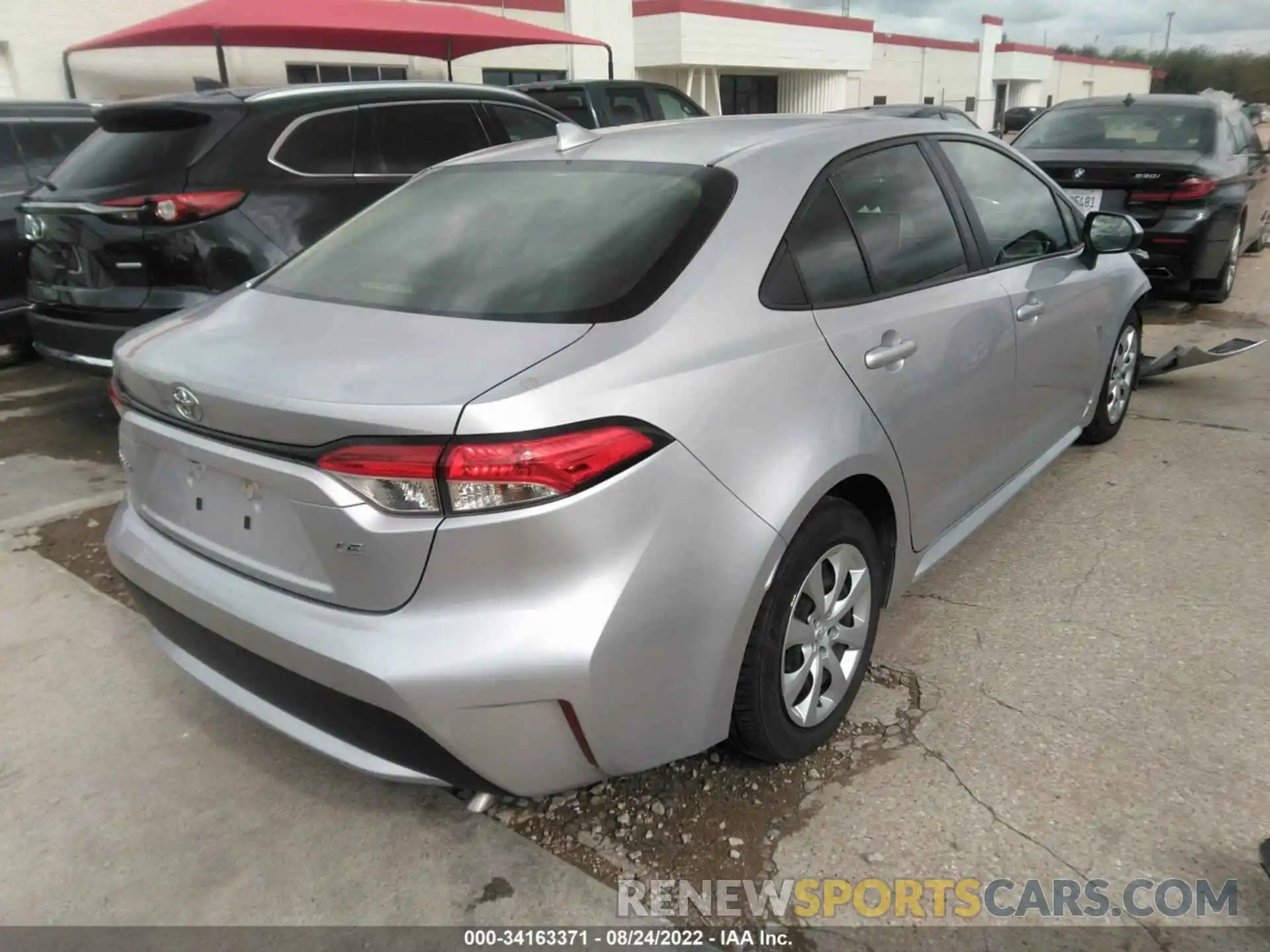 4 Photograph of a damaged car JTDEPRAE0LJ046216 TOYOTA COROLLA 2020