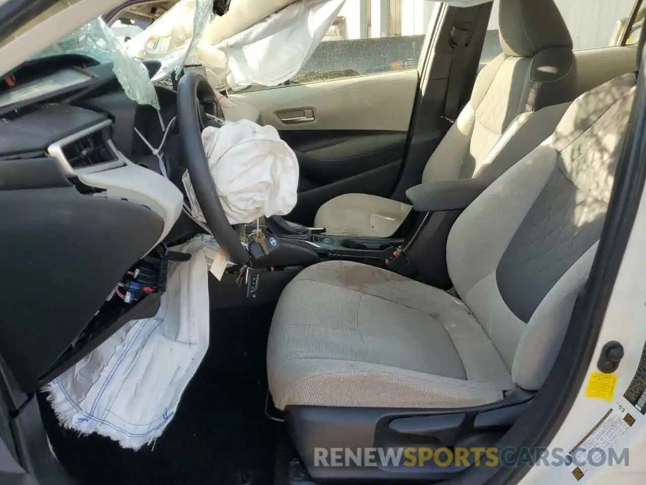 7 Photograph of a damaged car JTDEPRAE0LJ046653 TOYOTA COROLLA 2020