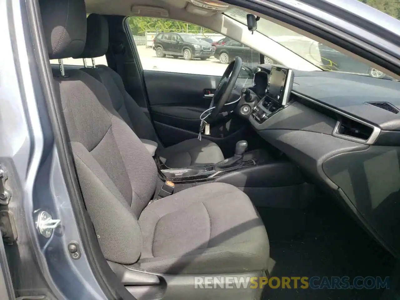 5 Photograph of a damaged car JTDEPRAE0LJ046927 TOYOTA COROLLA 2020