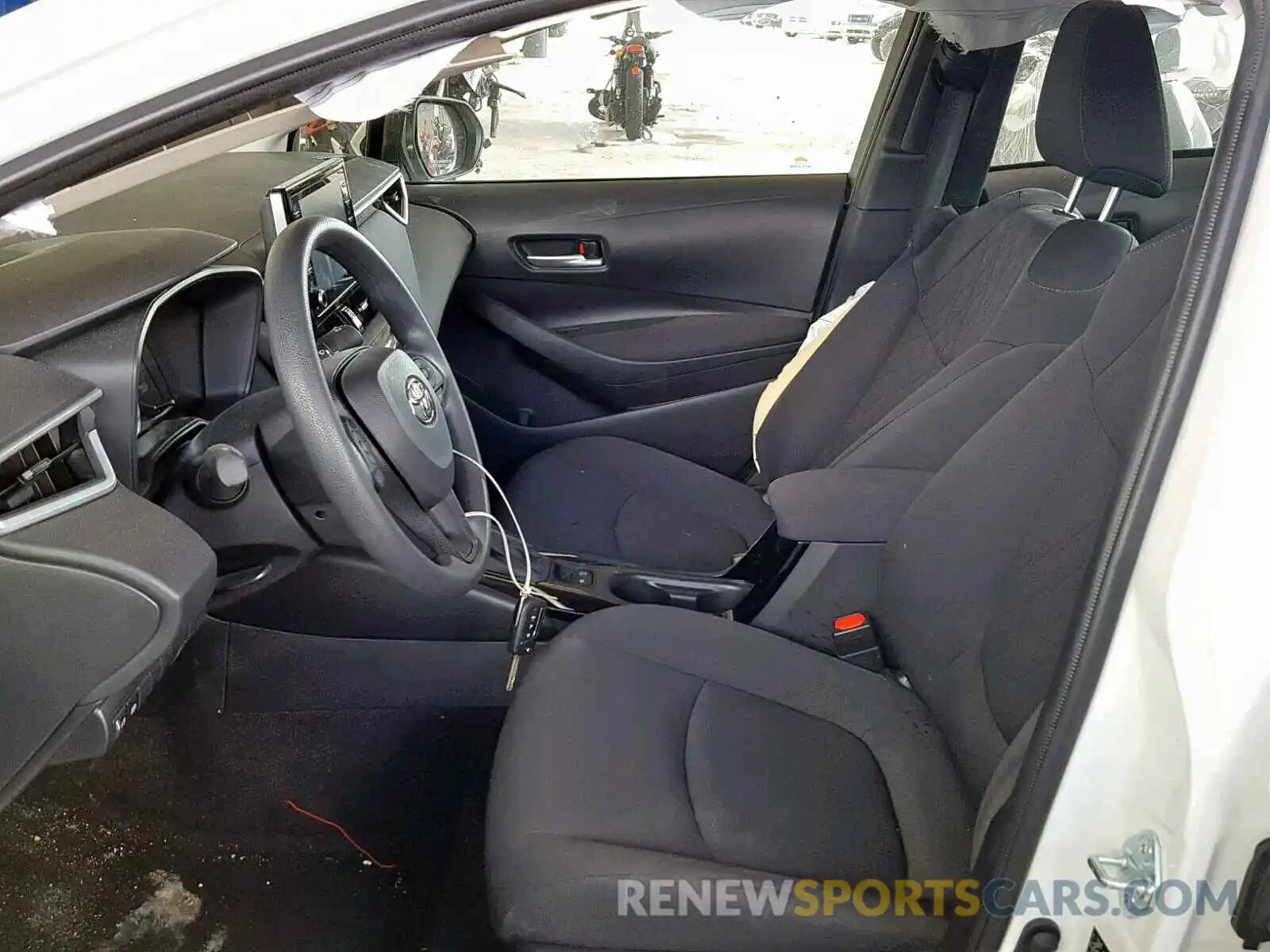 5 Photograph of a damaged car JTDEPRAE0LJ047074 TOYOTA COROLLA 2020