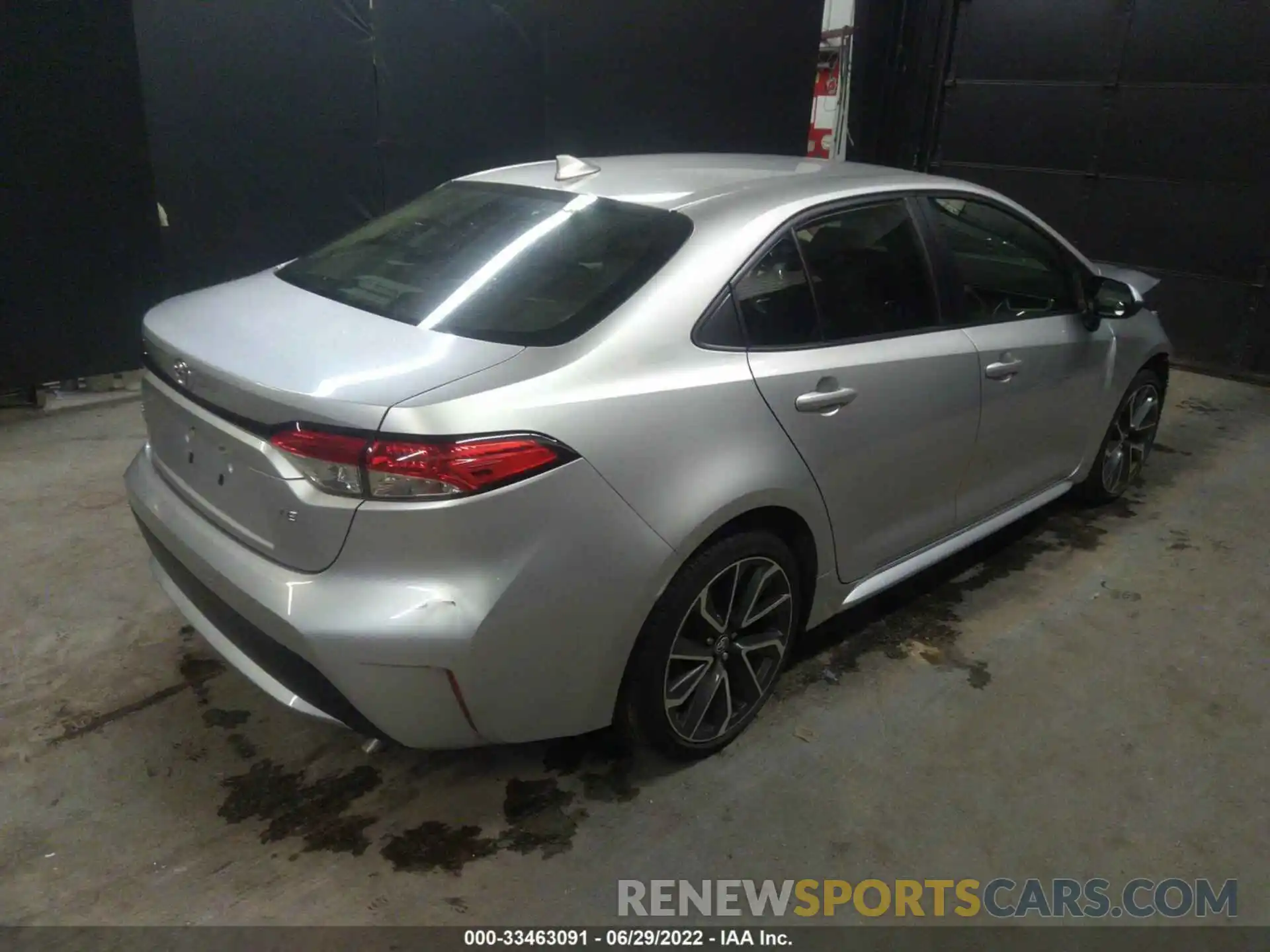 4 Photograph of a damaged car JTDEPRAE0LJ047186 TOYOTA COROLLA 2020