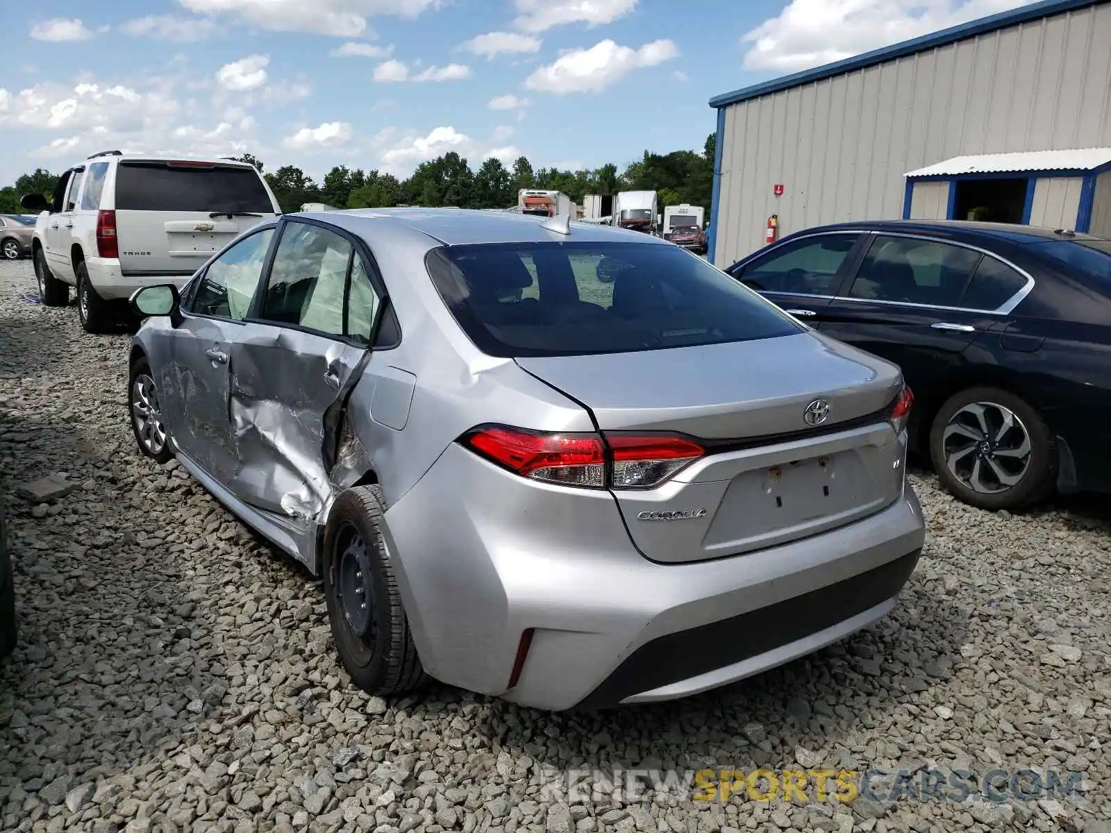 3 Photograph of a damaged car JTDEPRAE0LJ047432 TOYOTA COROLLA 2020