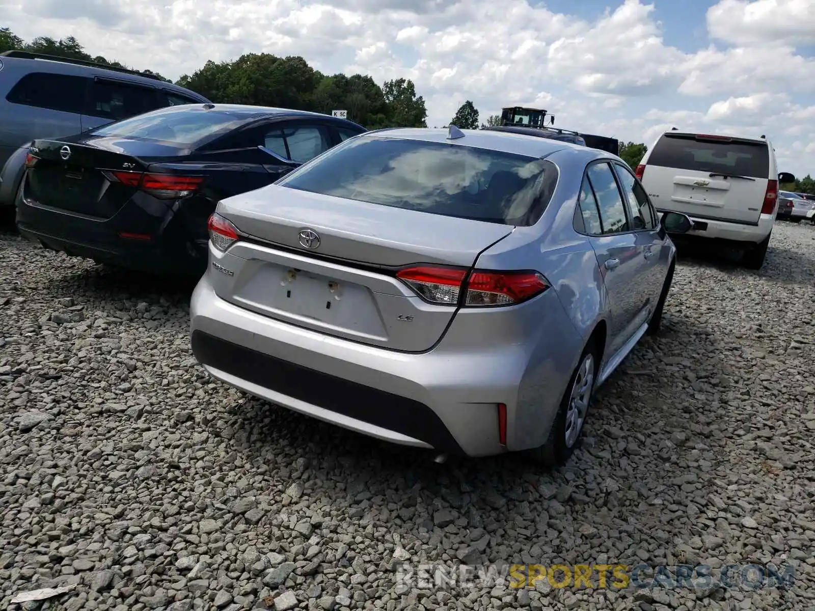 4 Photograph of a damaged car JTDEPRAE0LJ047432 TOYOTA COROLLA 2020