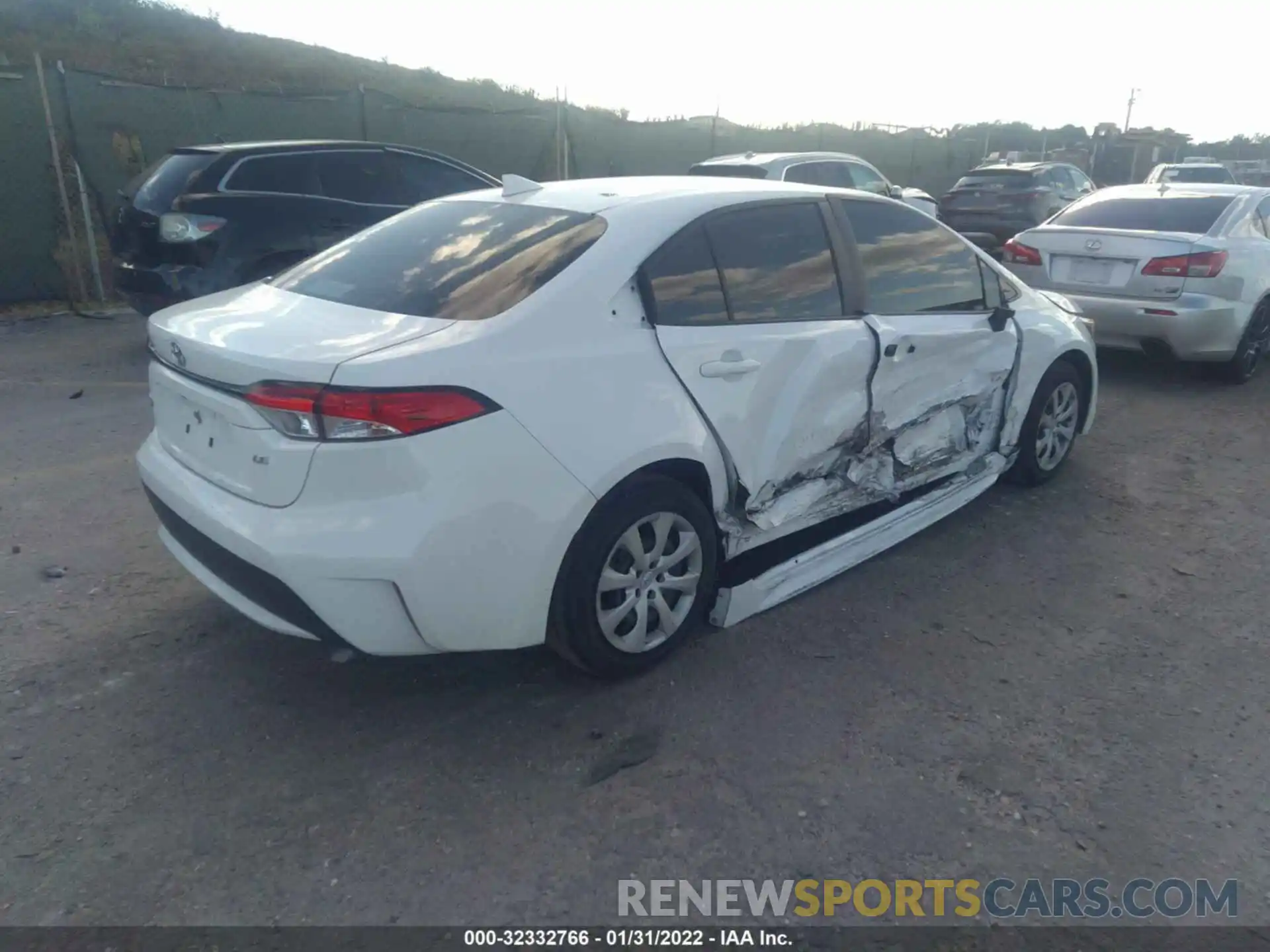 4 Photograph of a damaged car JTDEPRAE0LJ048239 TOYOTA COROLLA 2020