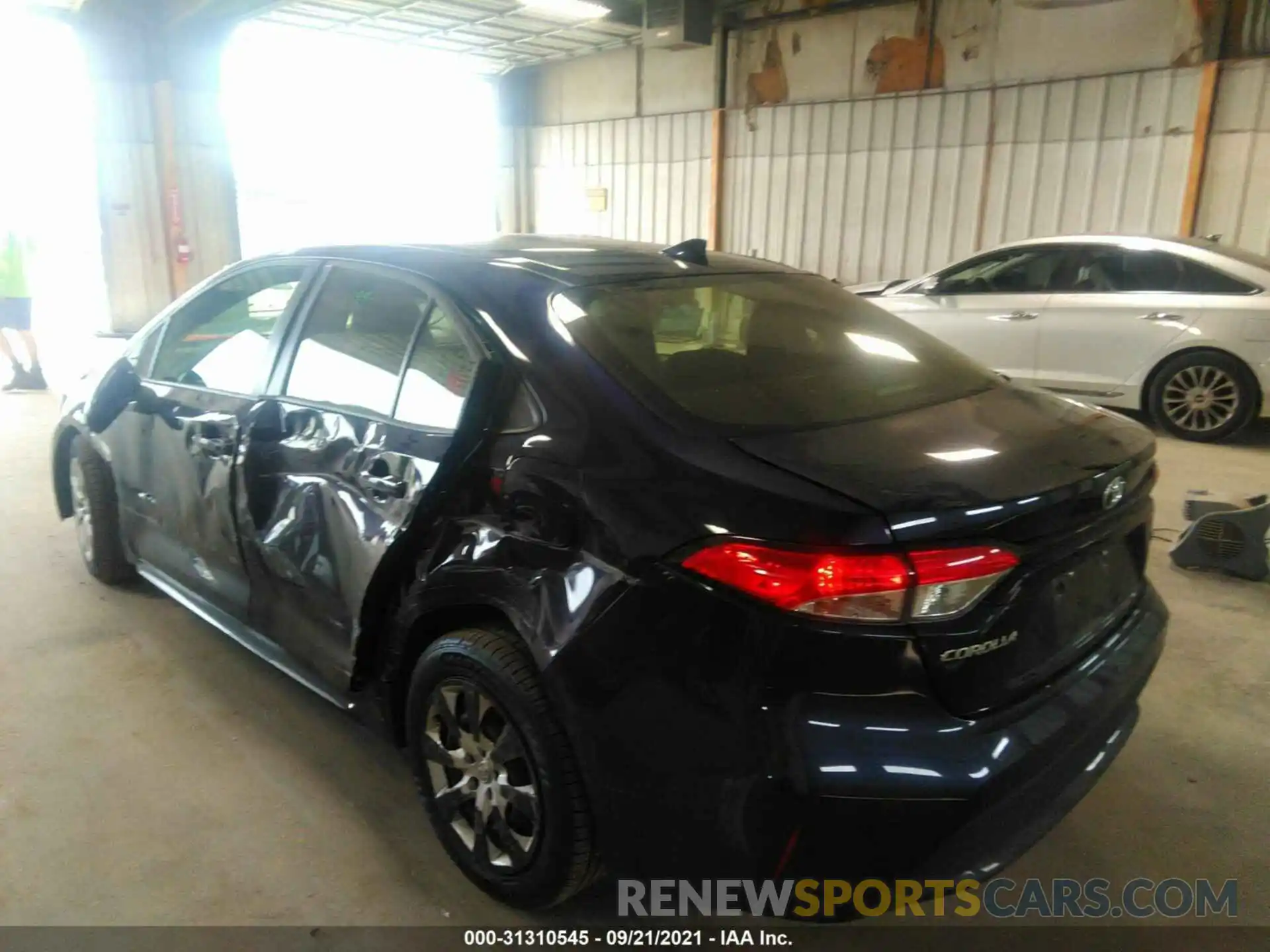 3 Photograph of a damaged car JTDEPRAE0LJ049004 TOYOTA COROLLA 2020