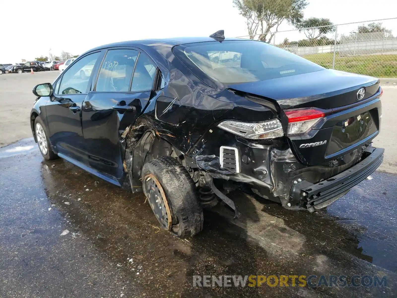 3 Photograph of a damaged car JTDEPRAE0LJ049701 TOYOTA COROLLA 2020