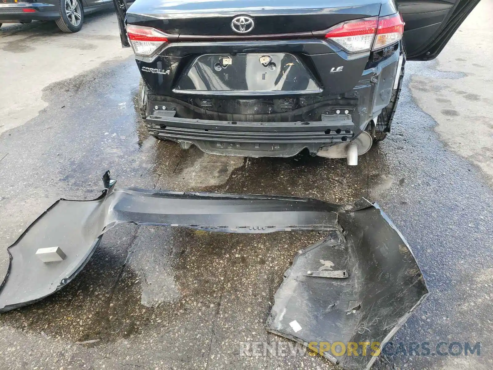 9 Photograph of a damaged car JTDEPRAE0LJ049701 TOYOTA COROLLA 2020