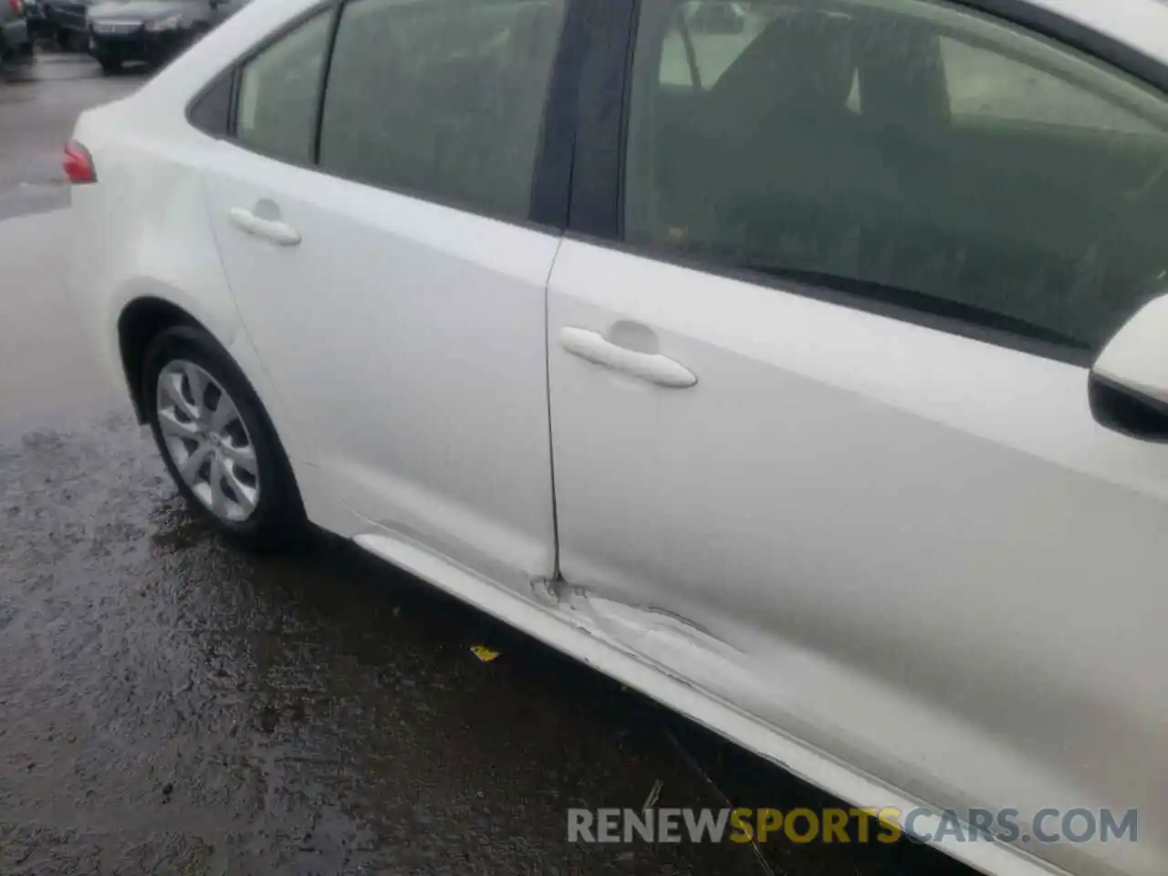 9 Photograph of a damaged car JTDEPRAE0LJ051609 TOYOTA COROLLA 2020