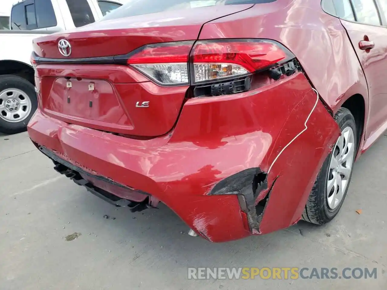 9 Photograph of a damaged car JTDEPRAE0LJ051920 TOYOTA COROLLA 2020