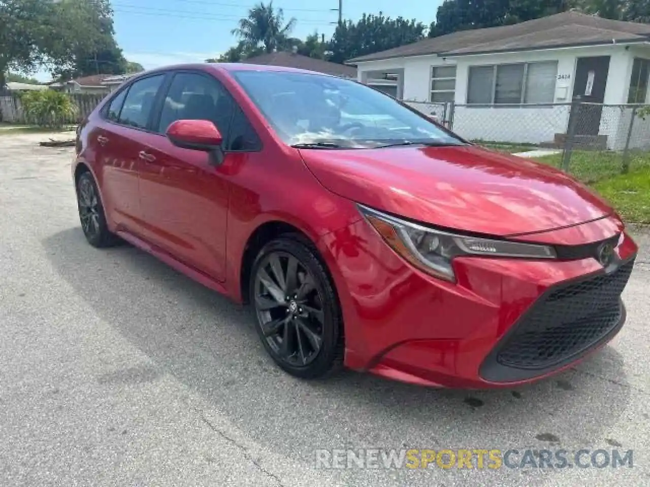 1 Photograph of a damaged car JTDEPRAE0LJ053652 TOYOTA COROLLA 2020