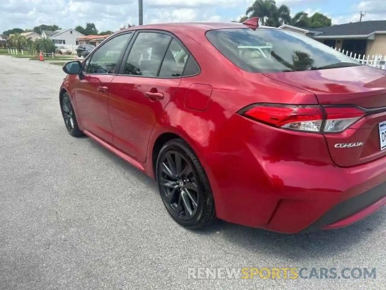 3 Photograph of a damaged car JTDEPRAE0LJ053652 TOYOTA COROLLA 2020