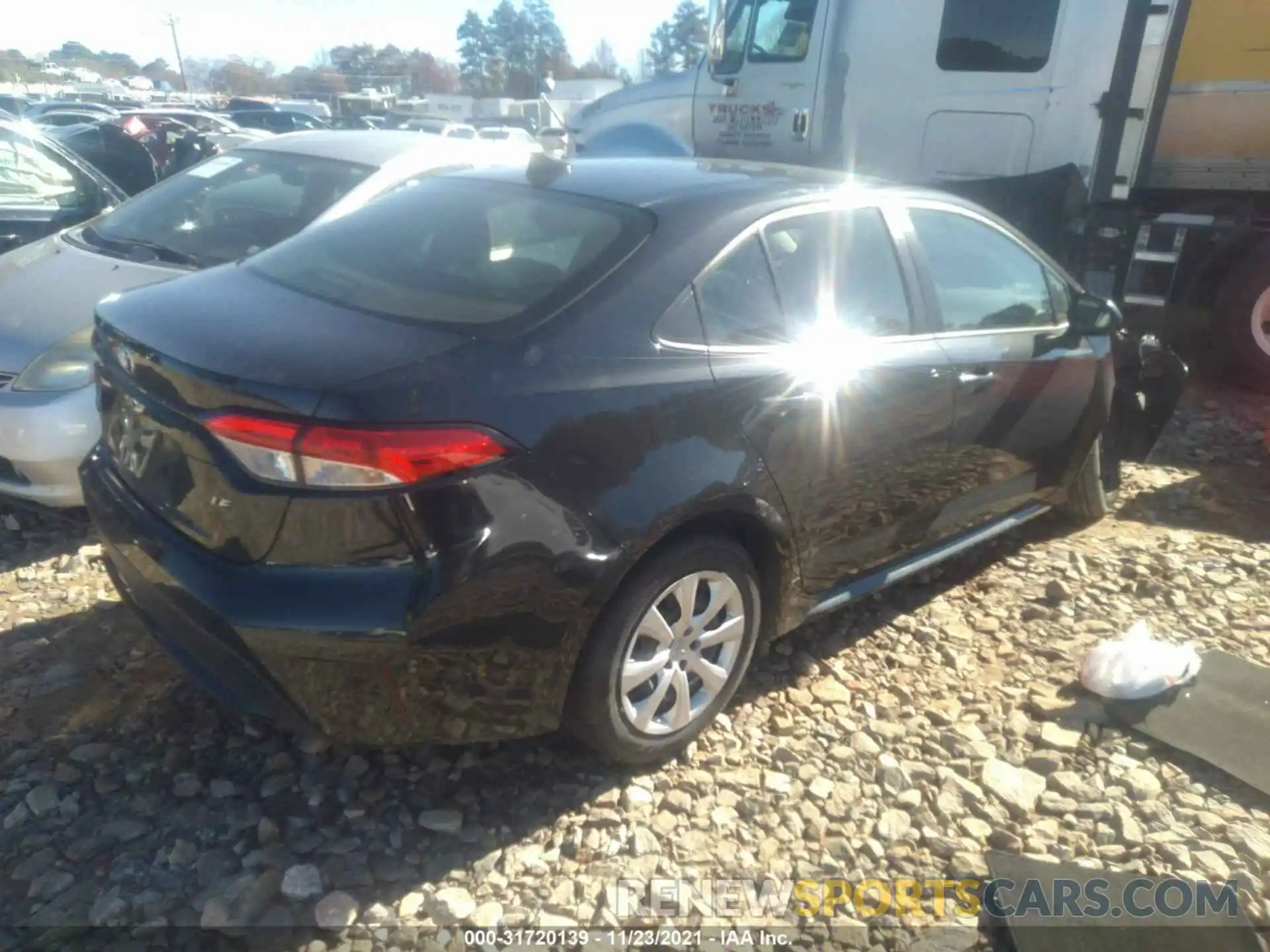 4 Photograph of a damaged car JTDEPRAE0LJ053974 TOYOTA COROLLA 2020