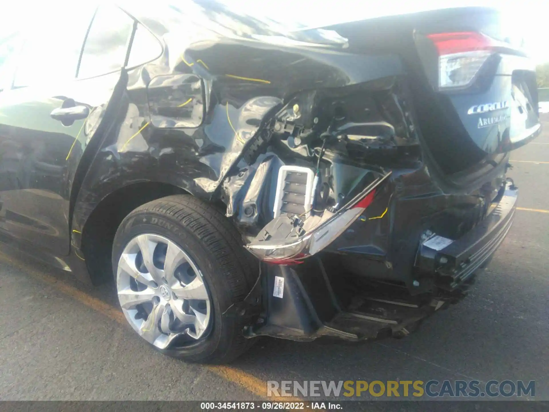 6 Photograph of a damaged car JTDEPRAE0LJ056874 TOYOTA COROLLA 2020