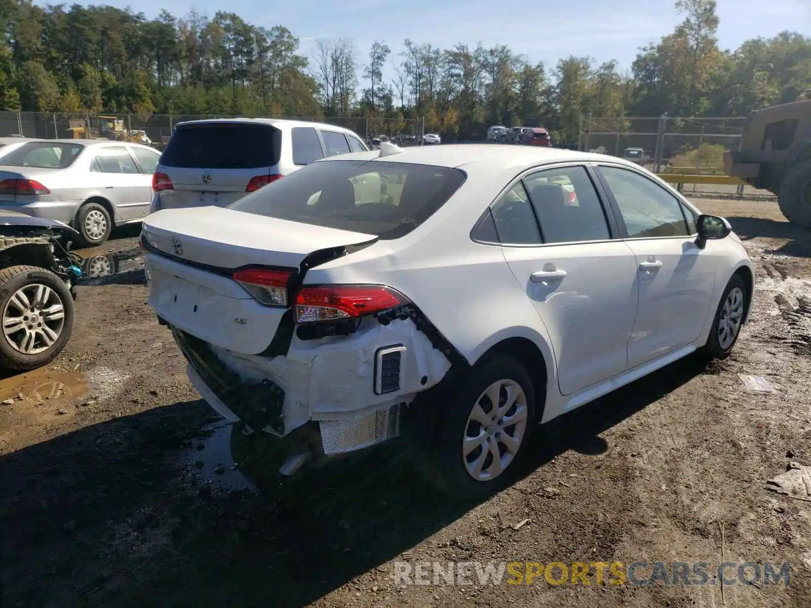 4 Photograph of a damaged car JTDEPRAE0LJ059015 TOYOTA COROLLA 2020