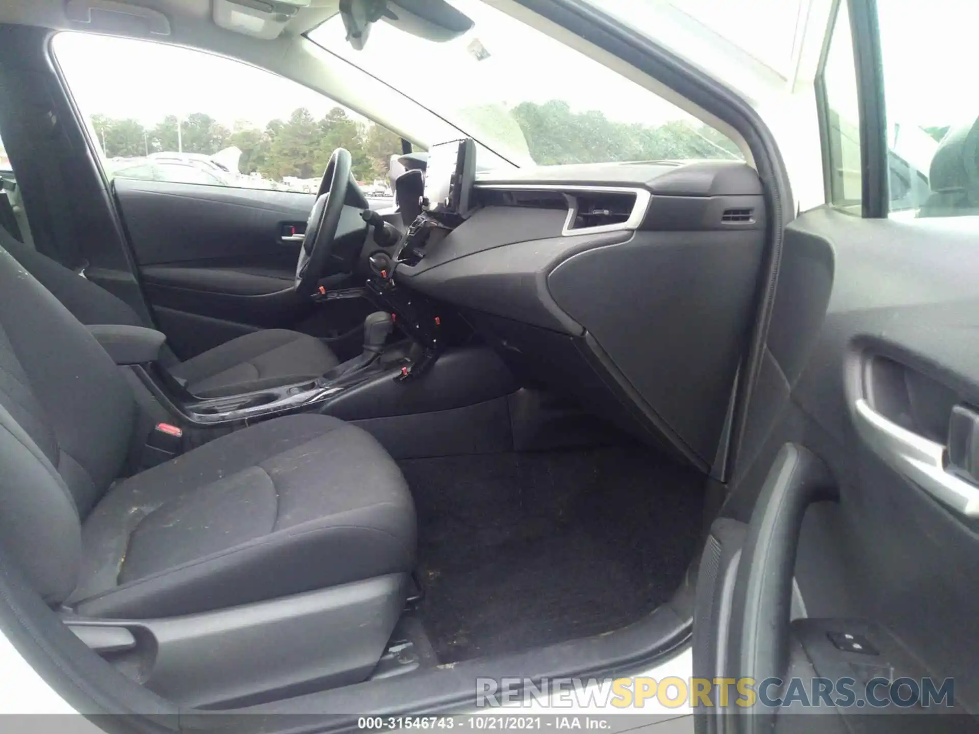 5 Photograph of a damaged car JTDEPRAE0LJ061041 TOYOTA COROLLA 2020