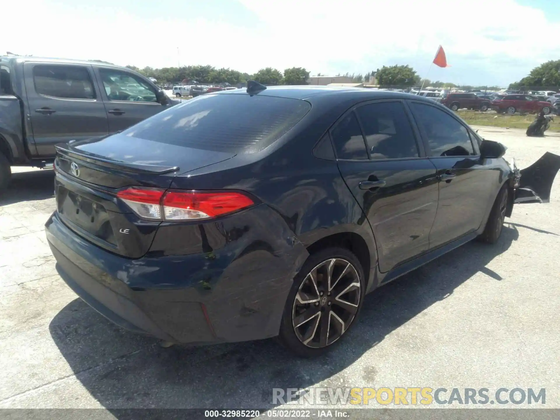 4 Photograph of a damaged car JTDEPRAE0LJ062111 TOYOTA COROLLA 2020