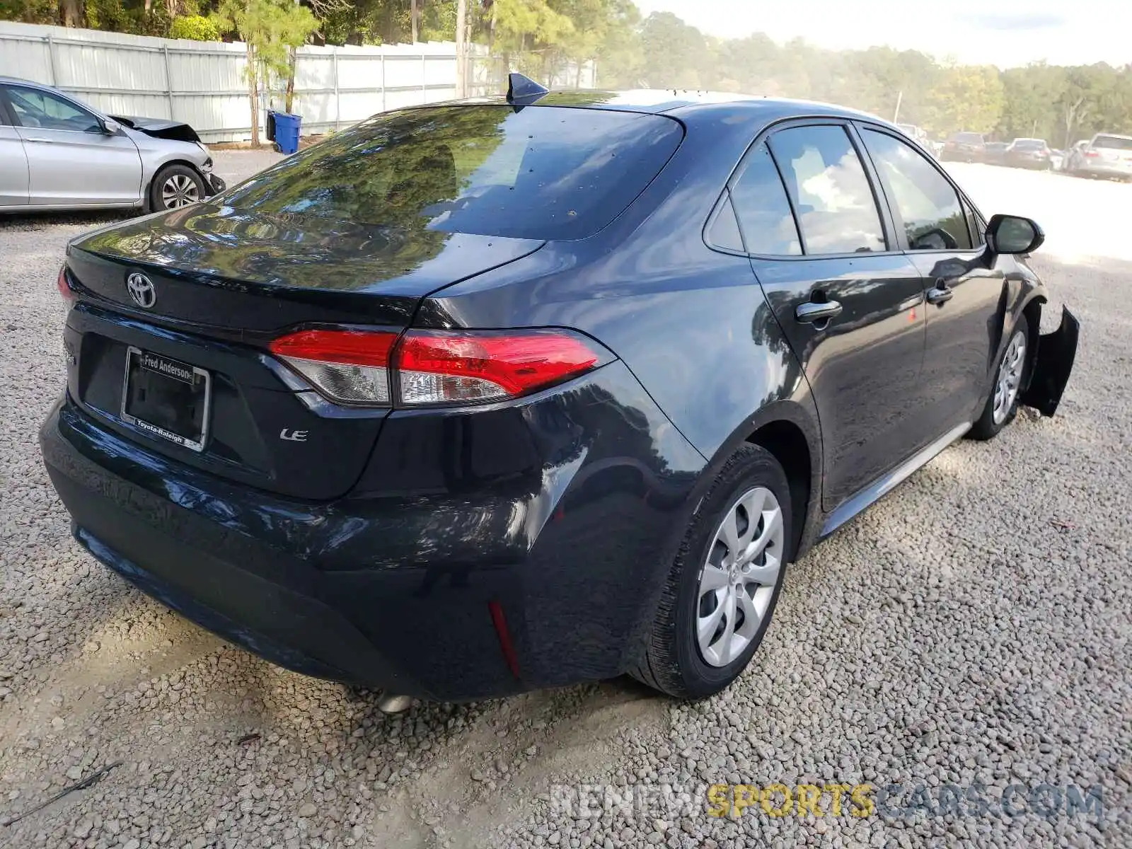 4 Photograph of a damaged car JTDEPRAE0LJ063341 TOYOTA COROLLA 2020