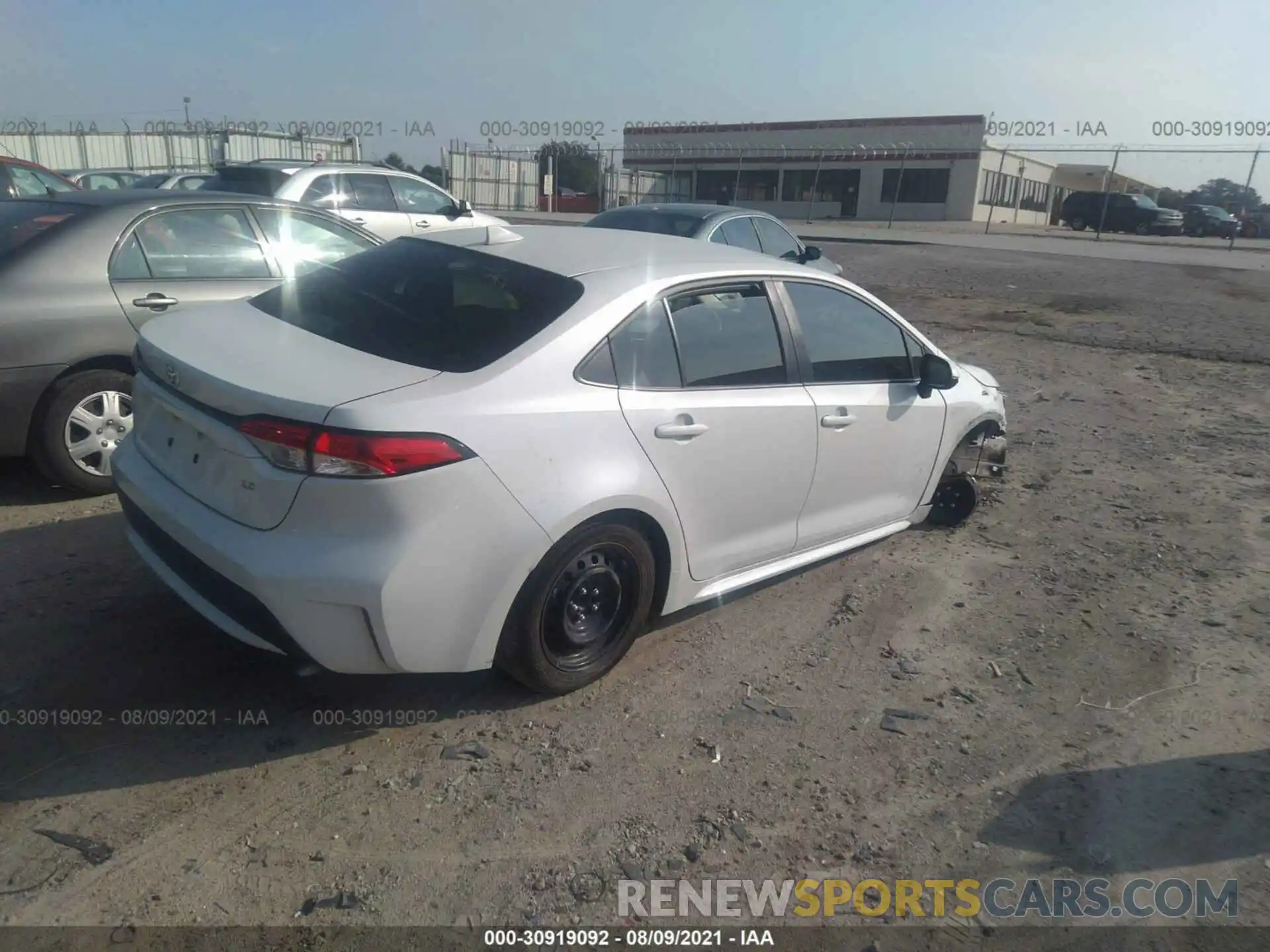 4 Photograph of a damaged car JTDEPRAE0LJ063405 TOYOTA COROLLA 2020