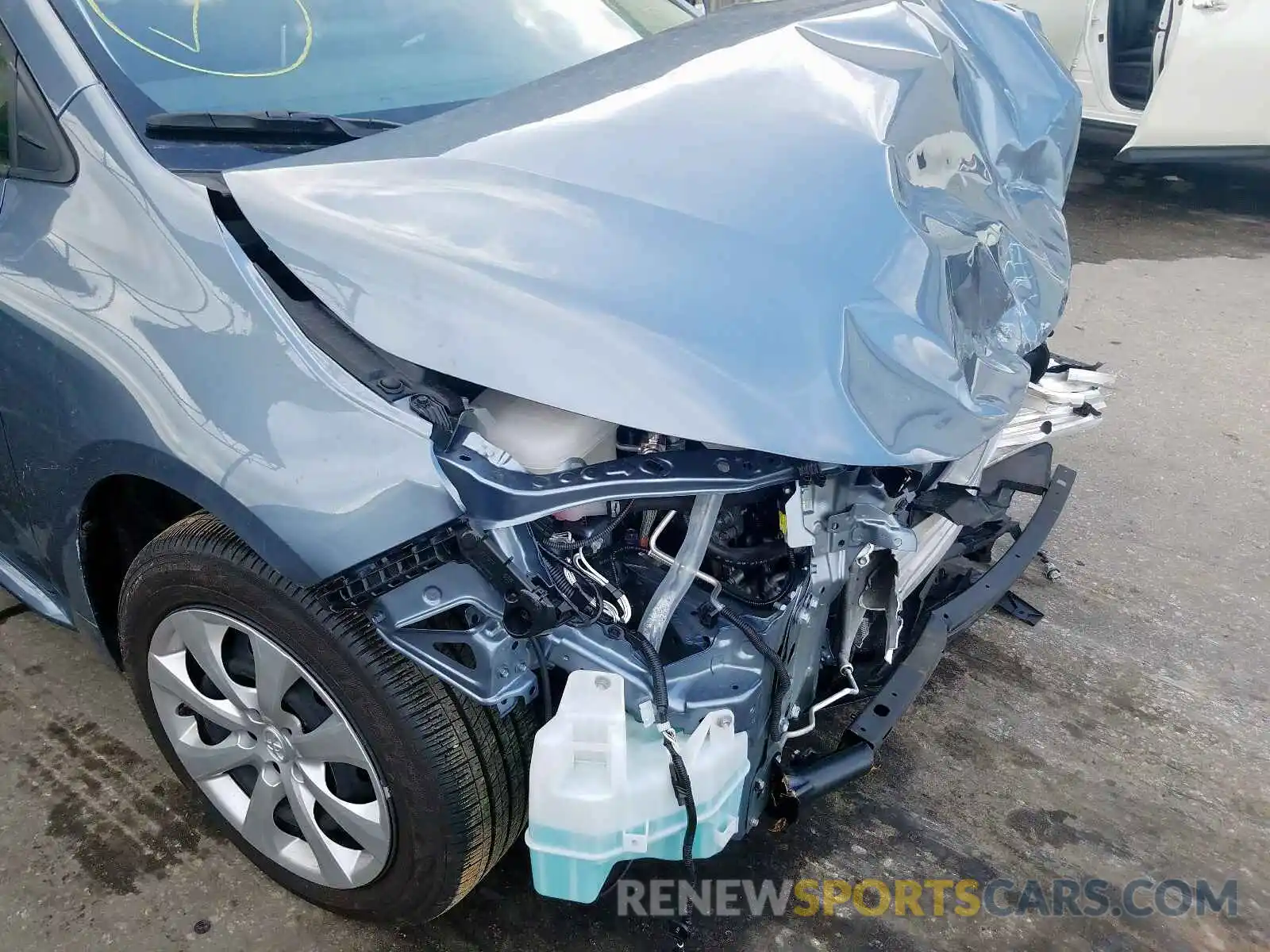 9 Photograph of a damaged car JTDEPRAE0LJ064800 TOYOTA COROLLA 2020