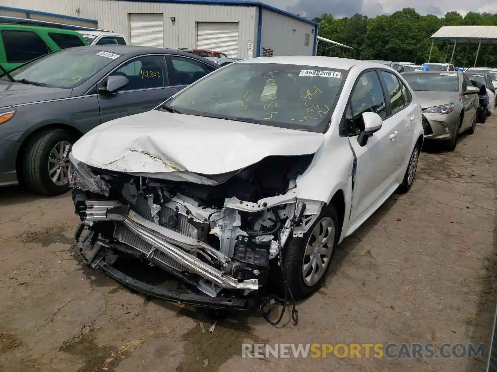 2 Photograph of a damaged car JTDEPRAE0LJ068569 TOYOTA COROLLA 2020