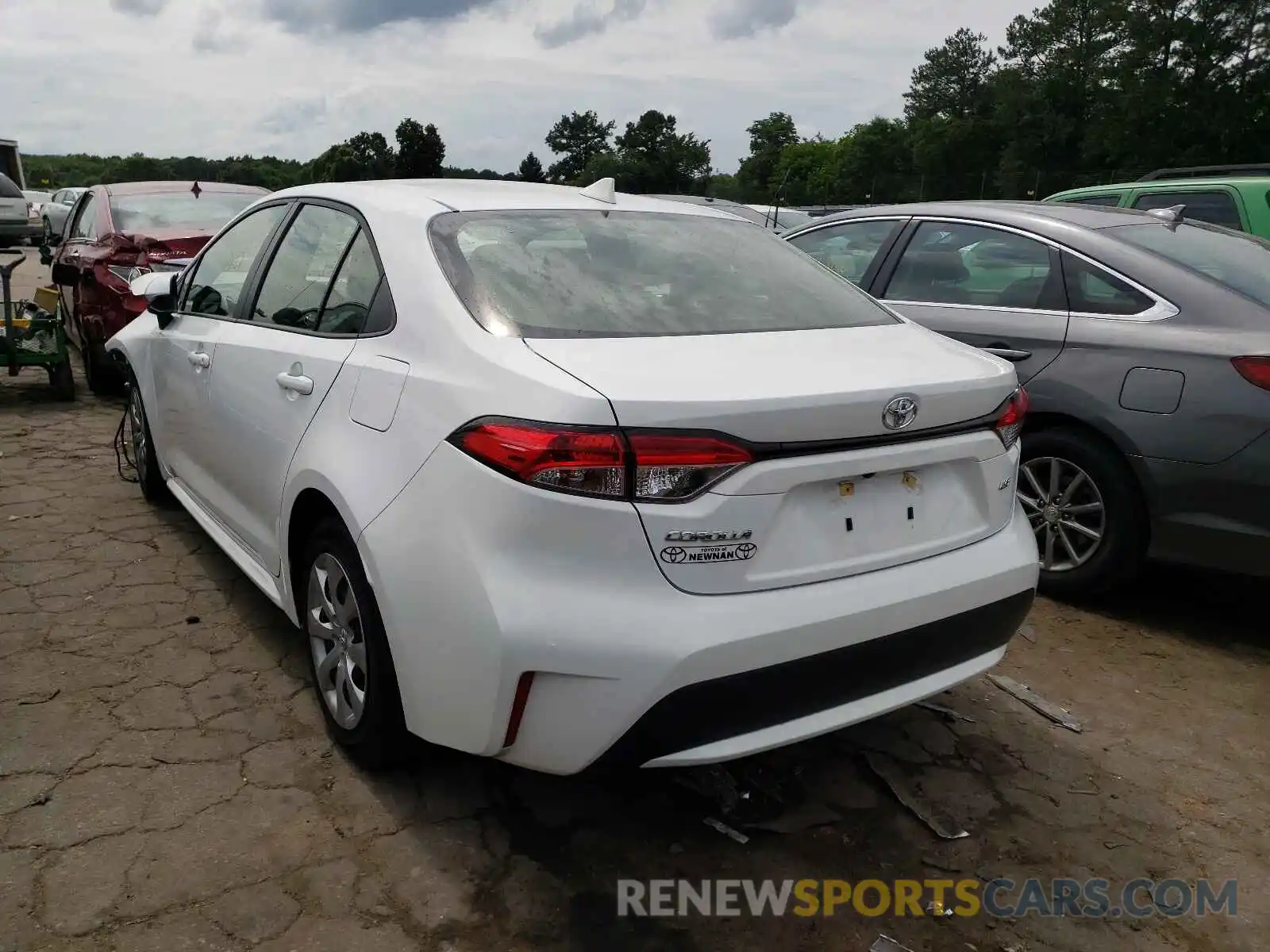 3 Photograph of a damaged car JTDEPRAE0LJ068569 TOYOTA COROLLA 2020