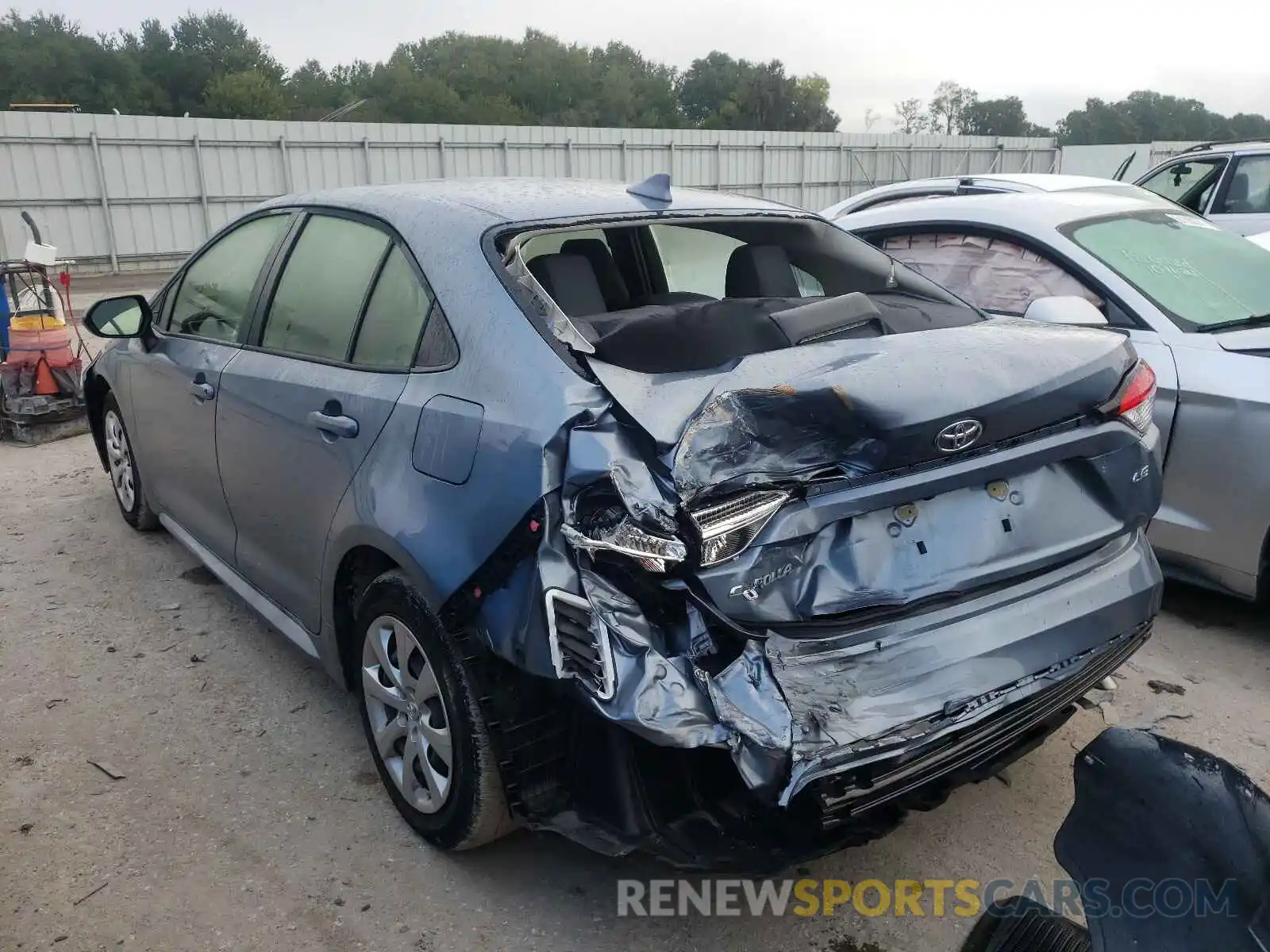 3 Photograph of a damaged car JTDEPRAE0LJ069544 TOYOTA COROLLA 2020