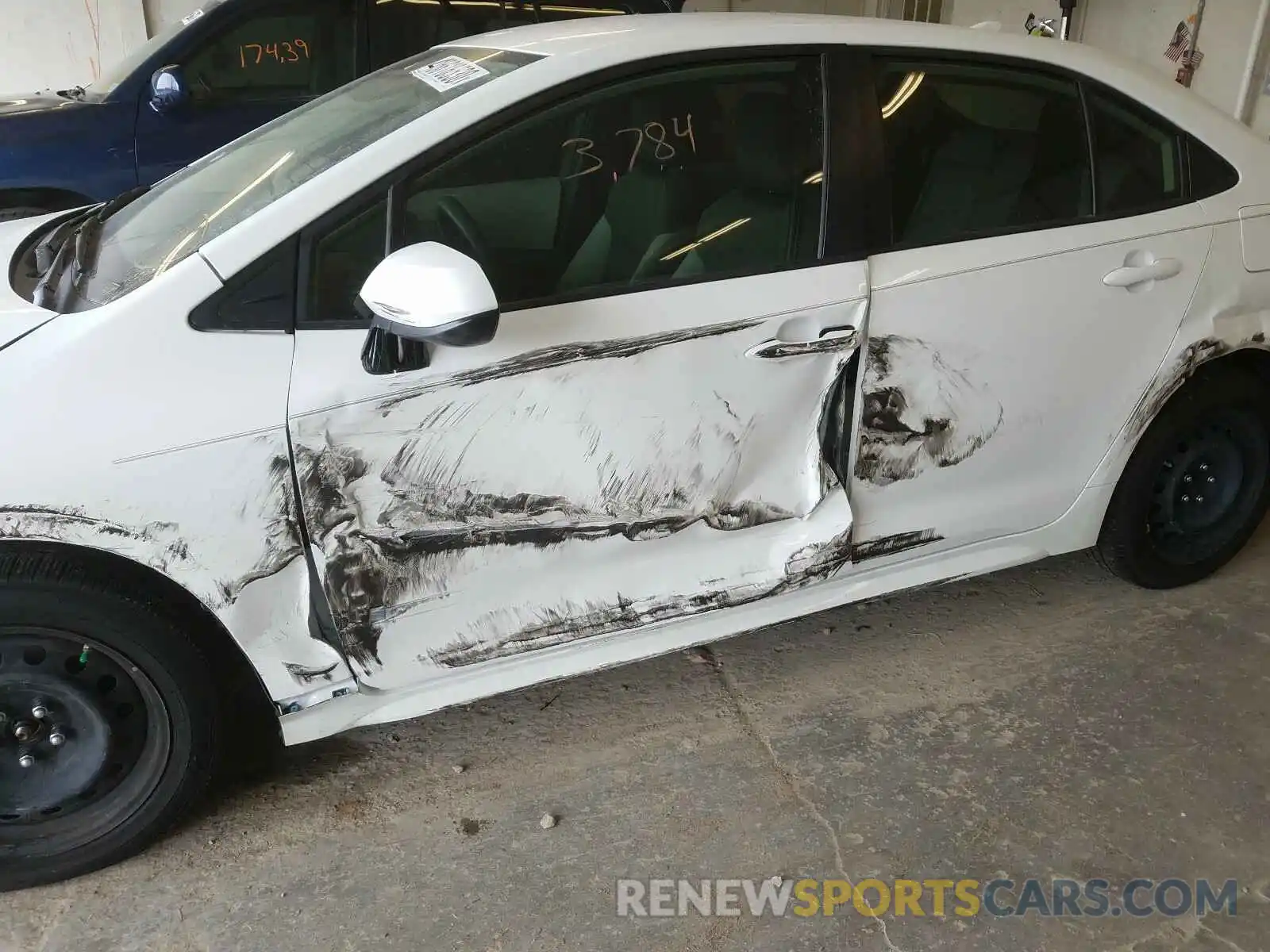 9 Photograph of a damaged car JTDEPRAE0LJ069642 TOYOTA COROLLA 2020