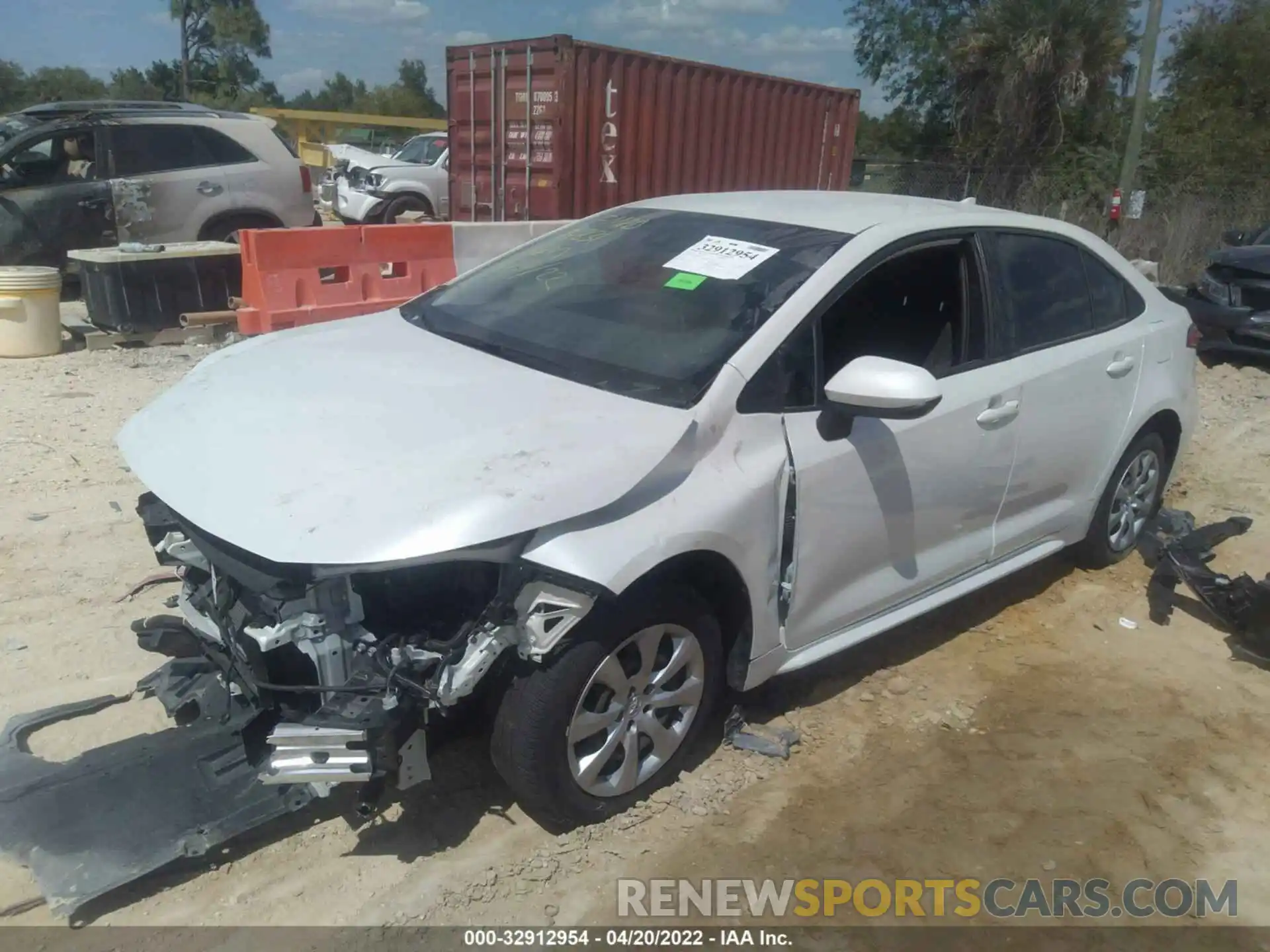 2 Photograph of a damaged car JTDEPRAE0LJ073609 TOYOTA COROLLA 2020